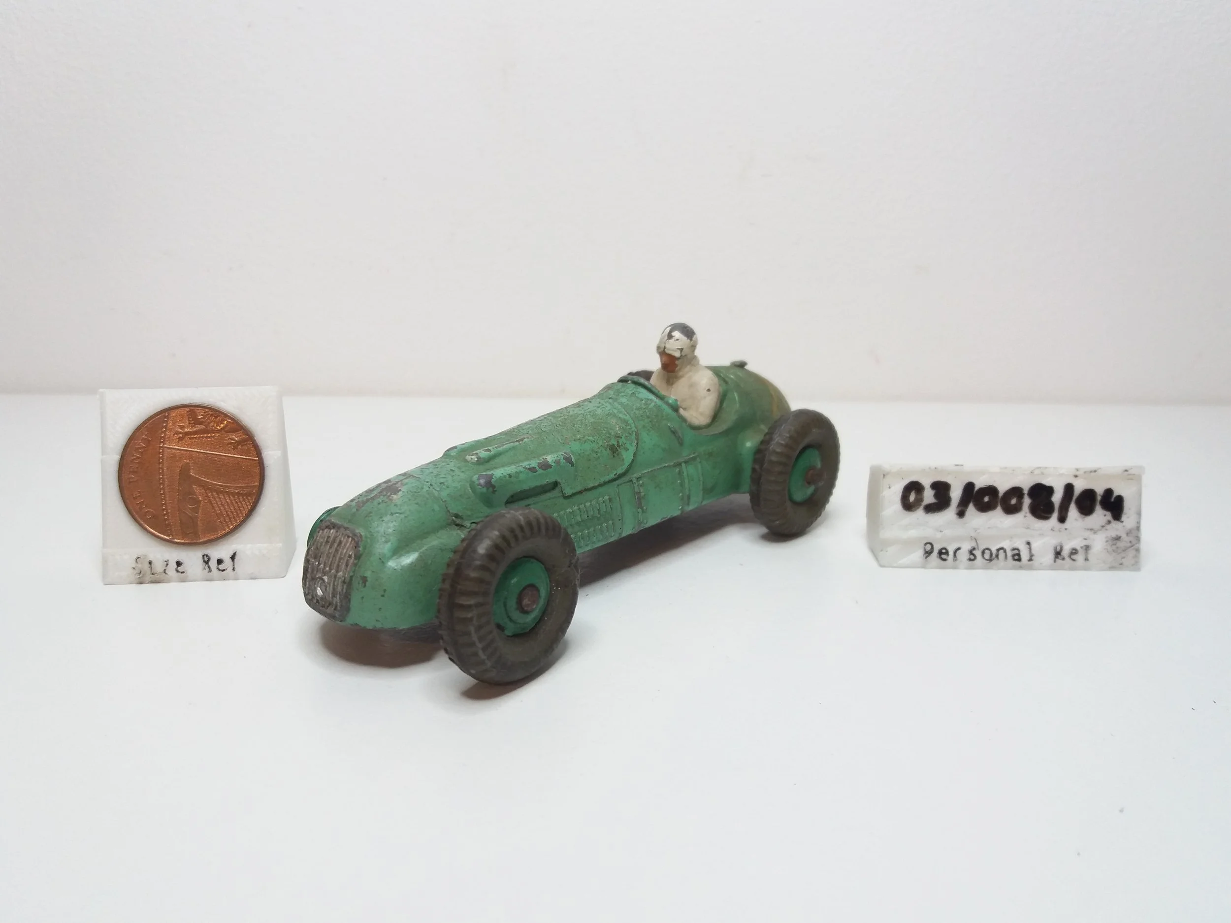 #235 - H.W.M. Racing Car (Unboxed) - Dinky Meccano