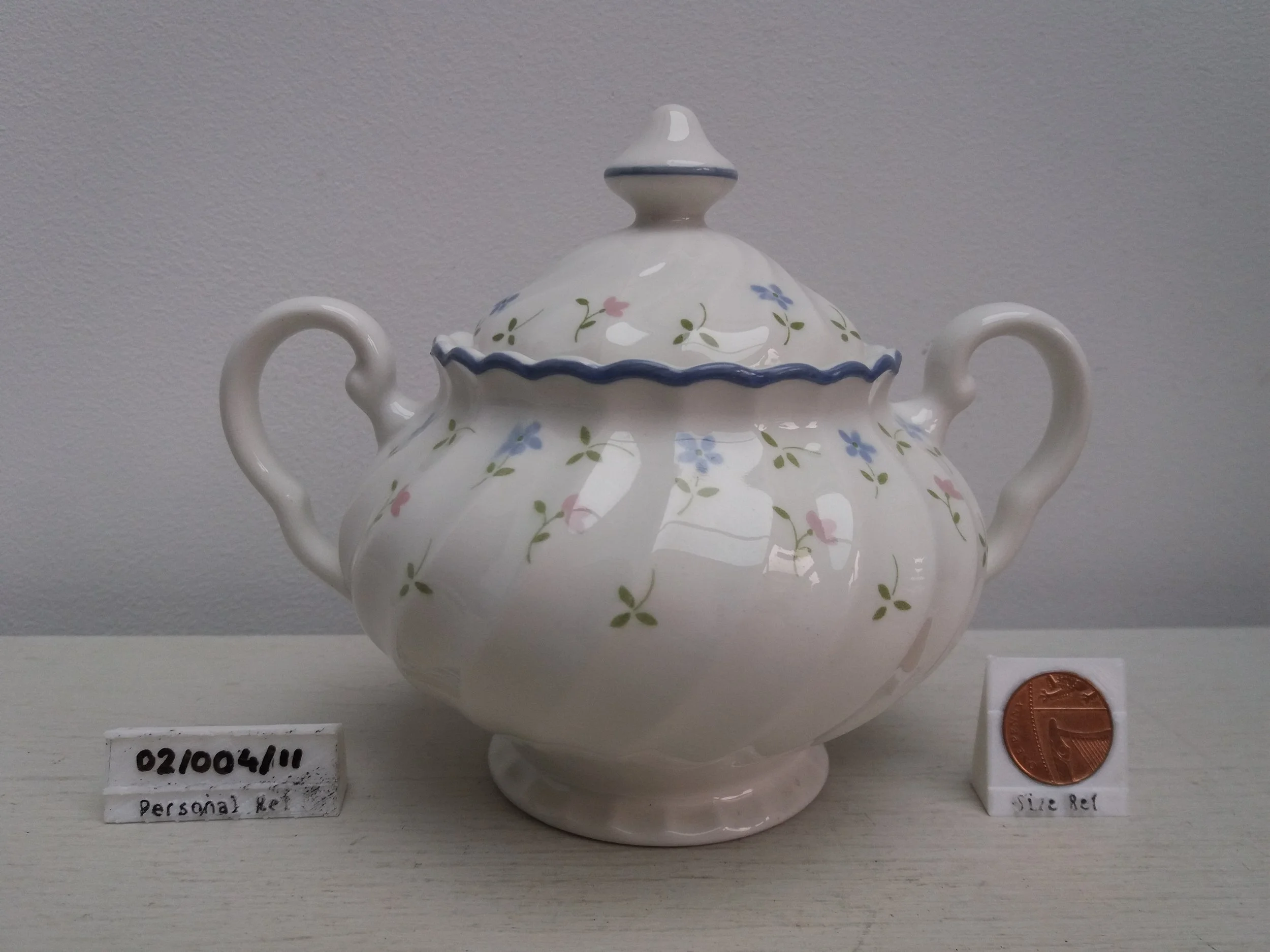 1984 - 1991 | Johnson Brothers Melody Sugar Pot & Lid