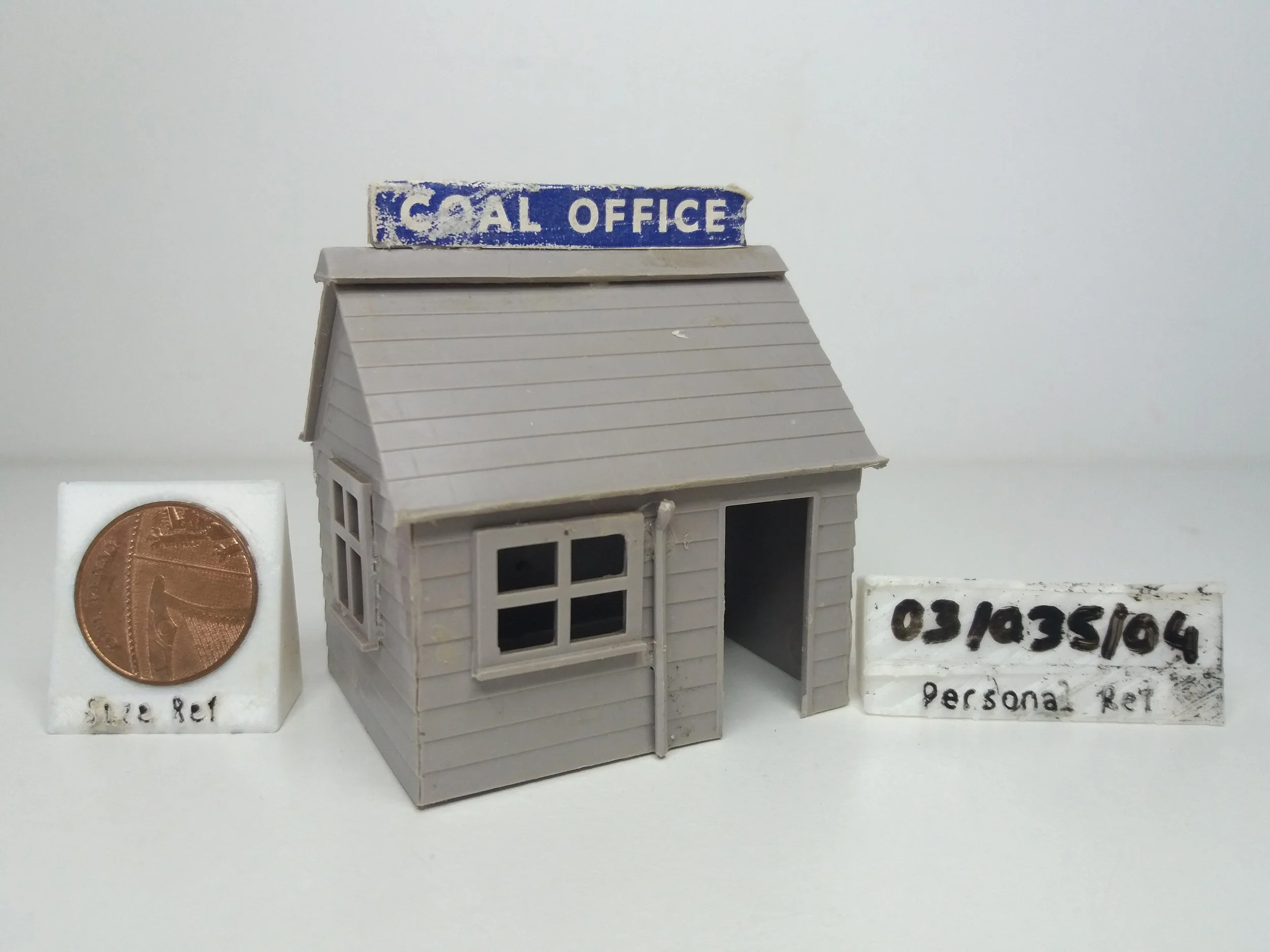1960s / 1970s | Plastic Train Accessory Coal Office