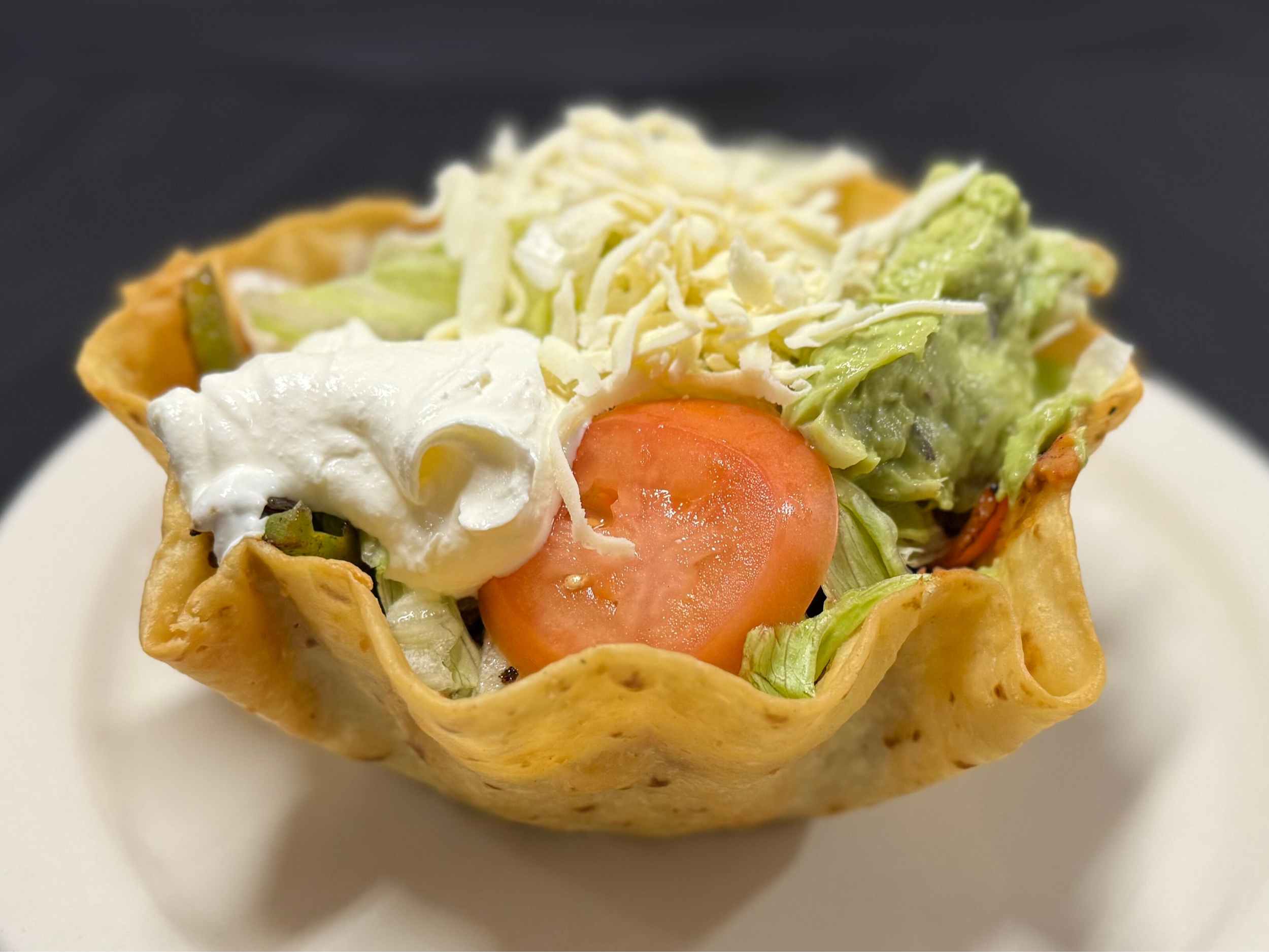 El Charro Fajita Taco Salad unbranded.png
