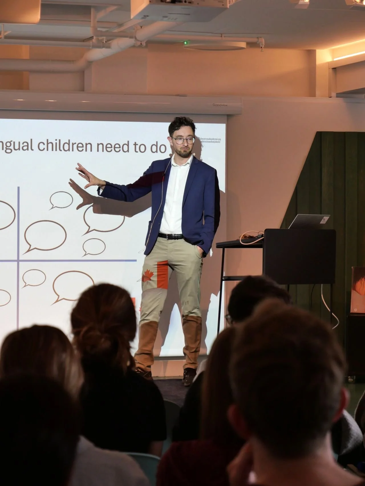 Oplæg om sprogudvikling hos tosprogede børn og flersprogede børn med konkrete tips til forældre.