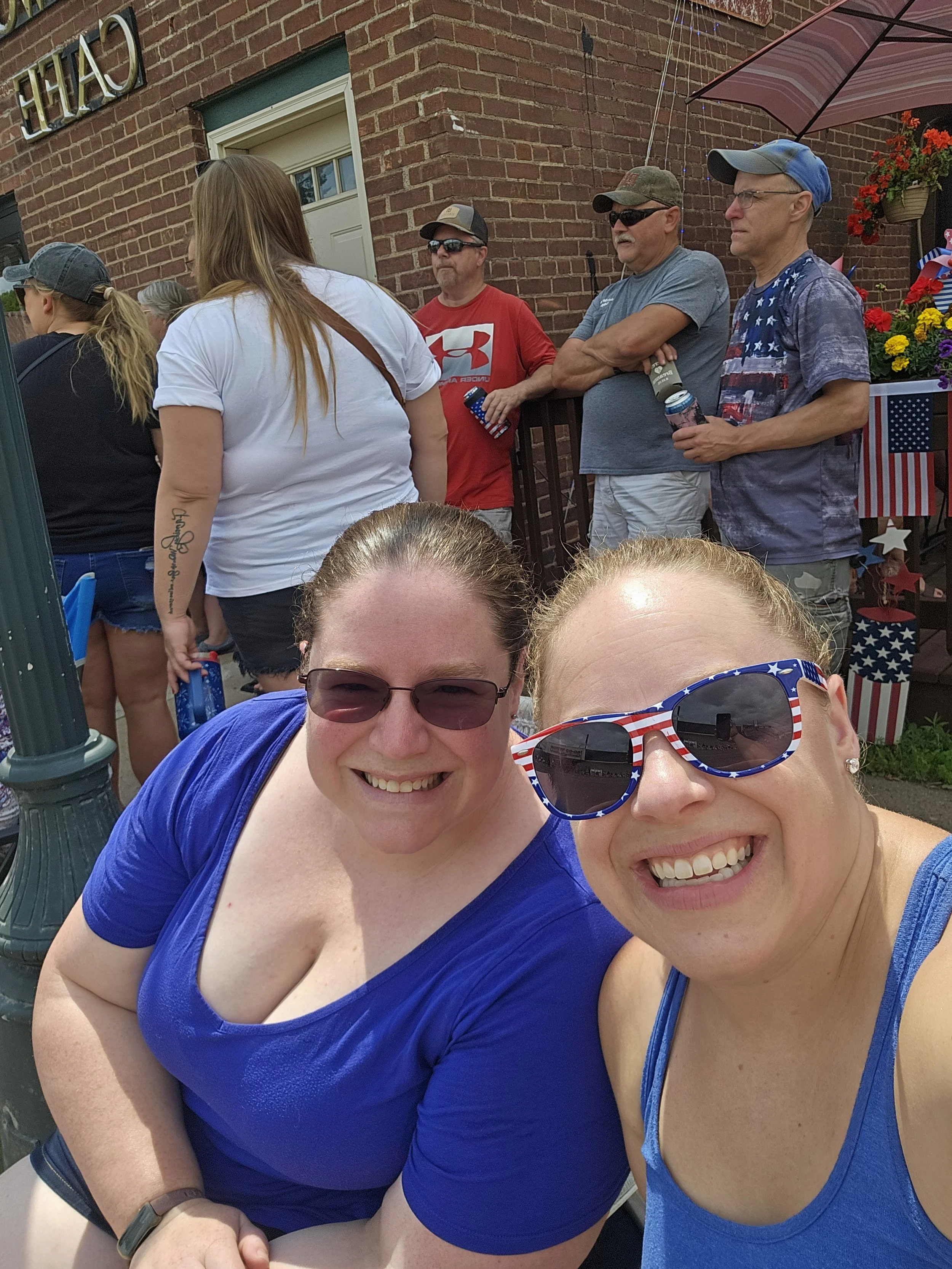 Jen and her sister Candace