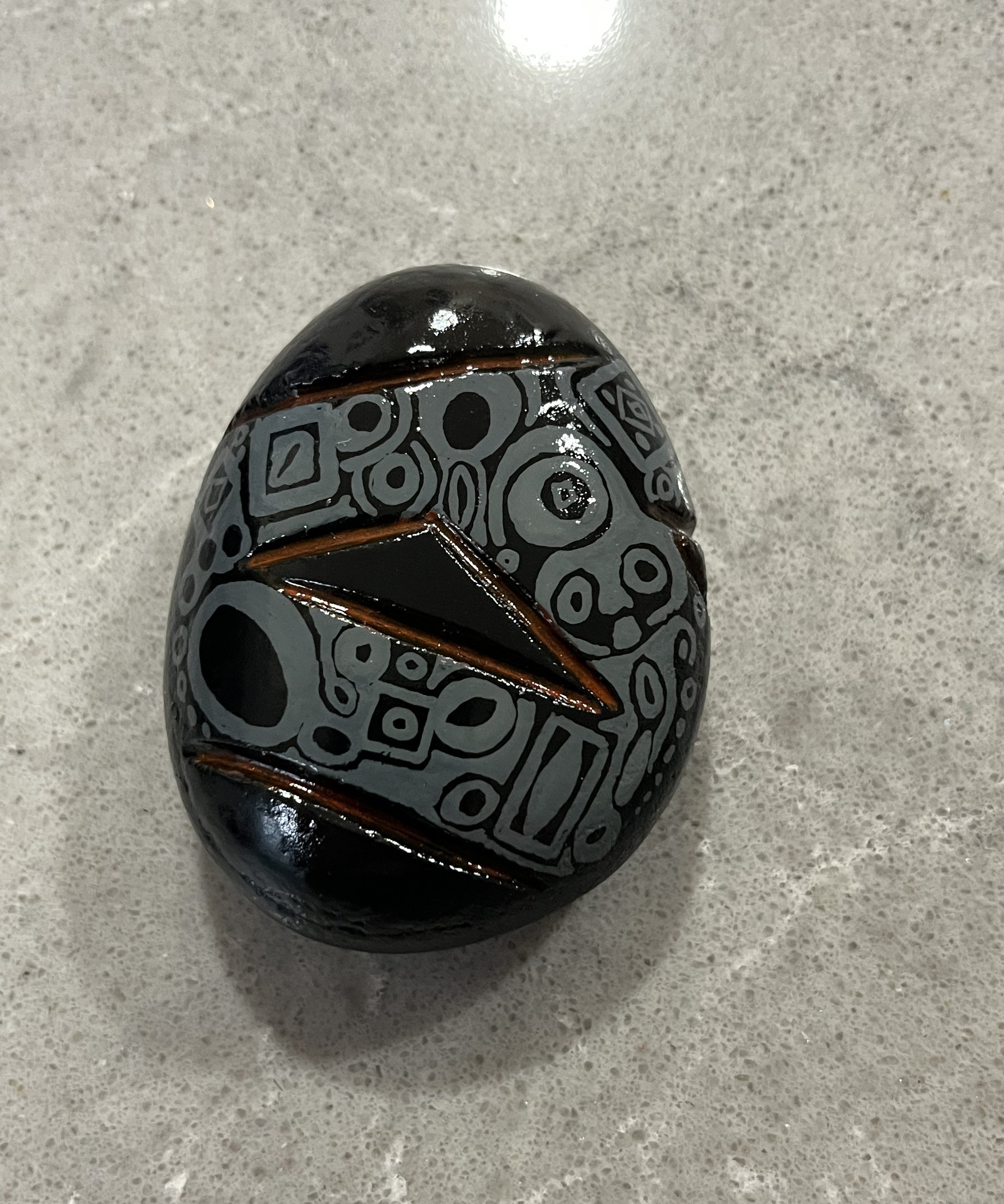 Founders Stone #017 "Onyx Rift"