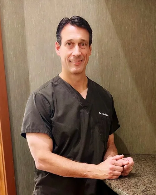 Dr. Mat Mouritsen