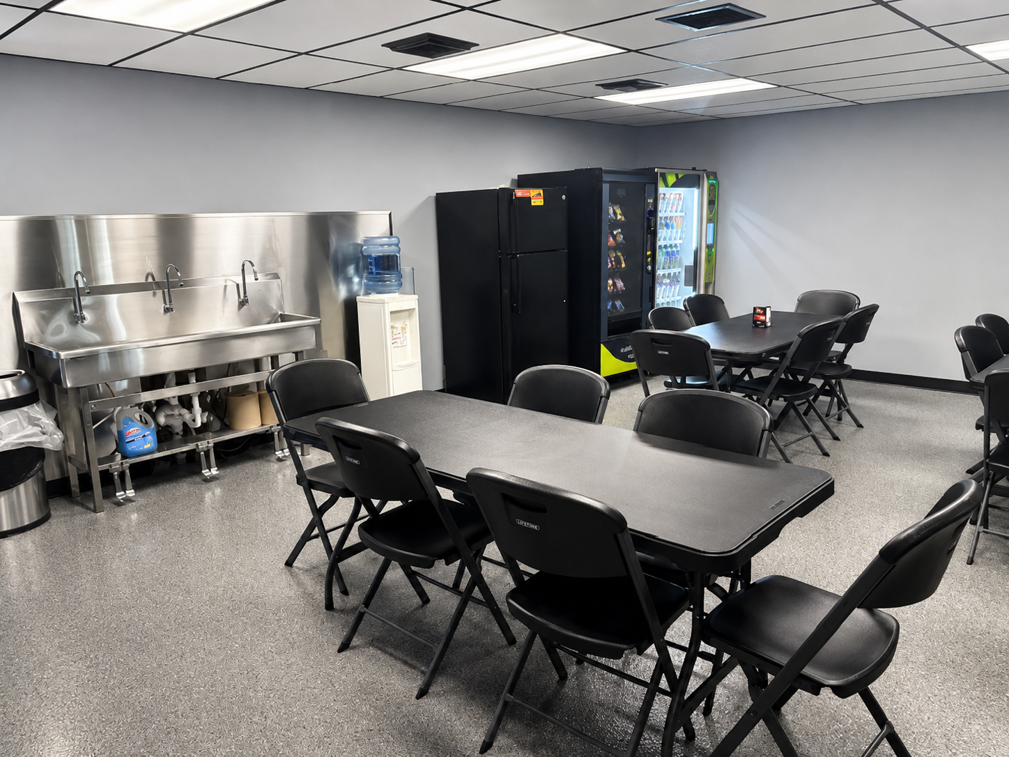 Epoxy floor lunchroom