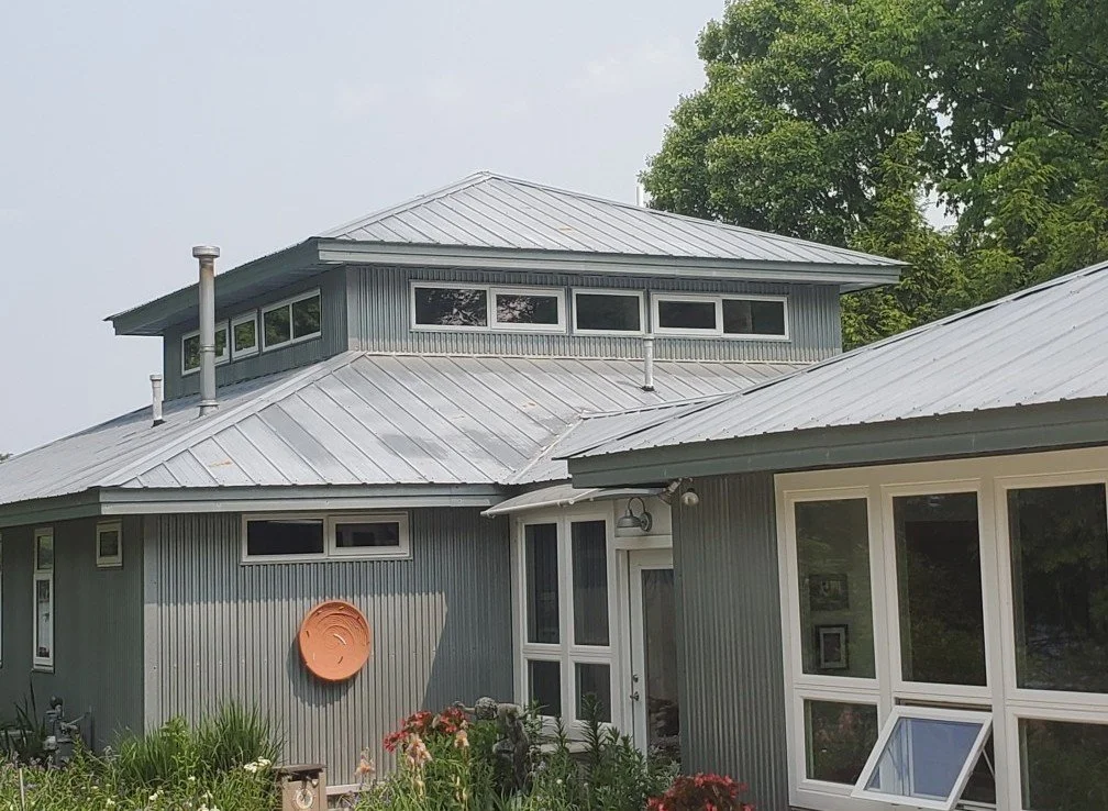 roof painting before.png