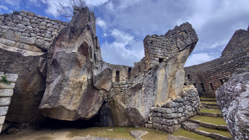Machu Picchu - Temple of the Condor