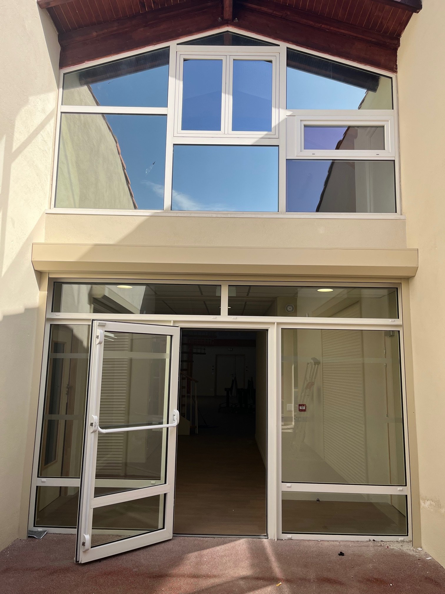 Maison sociale intergénérationnelle