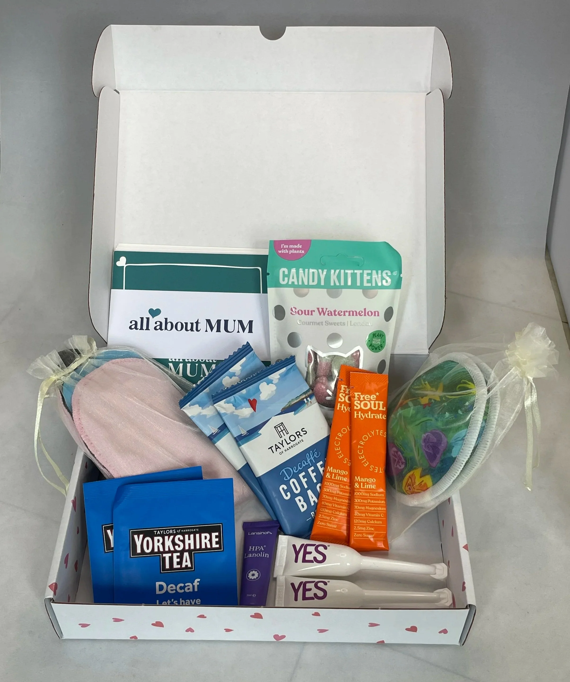 Heal & Restore postnatal gift box