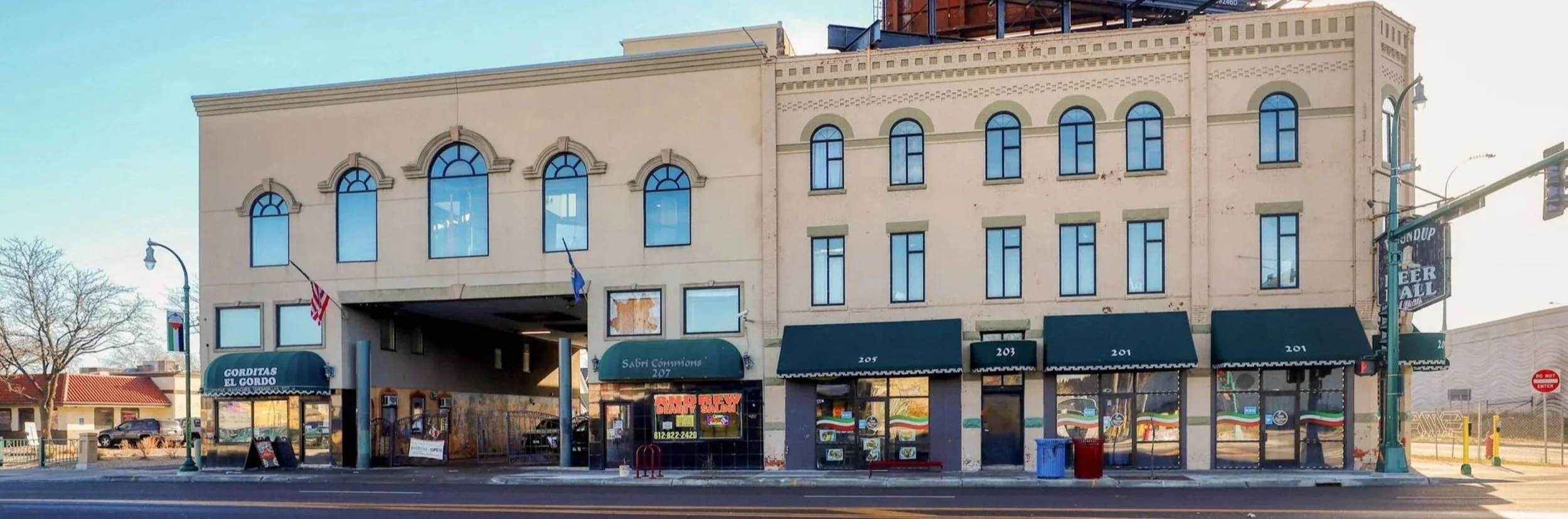 201 E Lake - Street 2.jpg