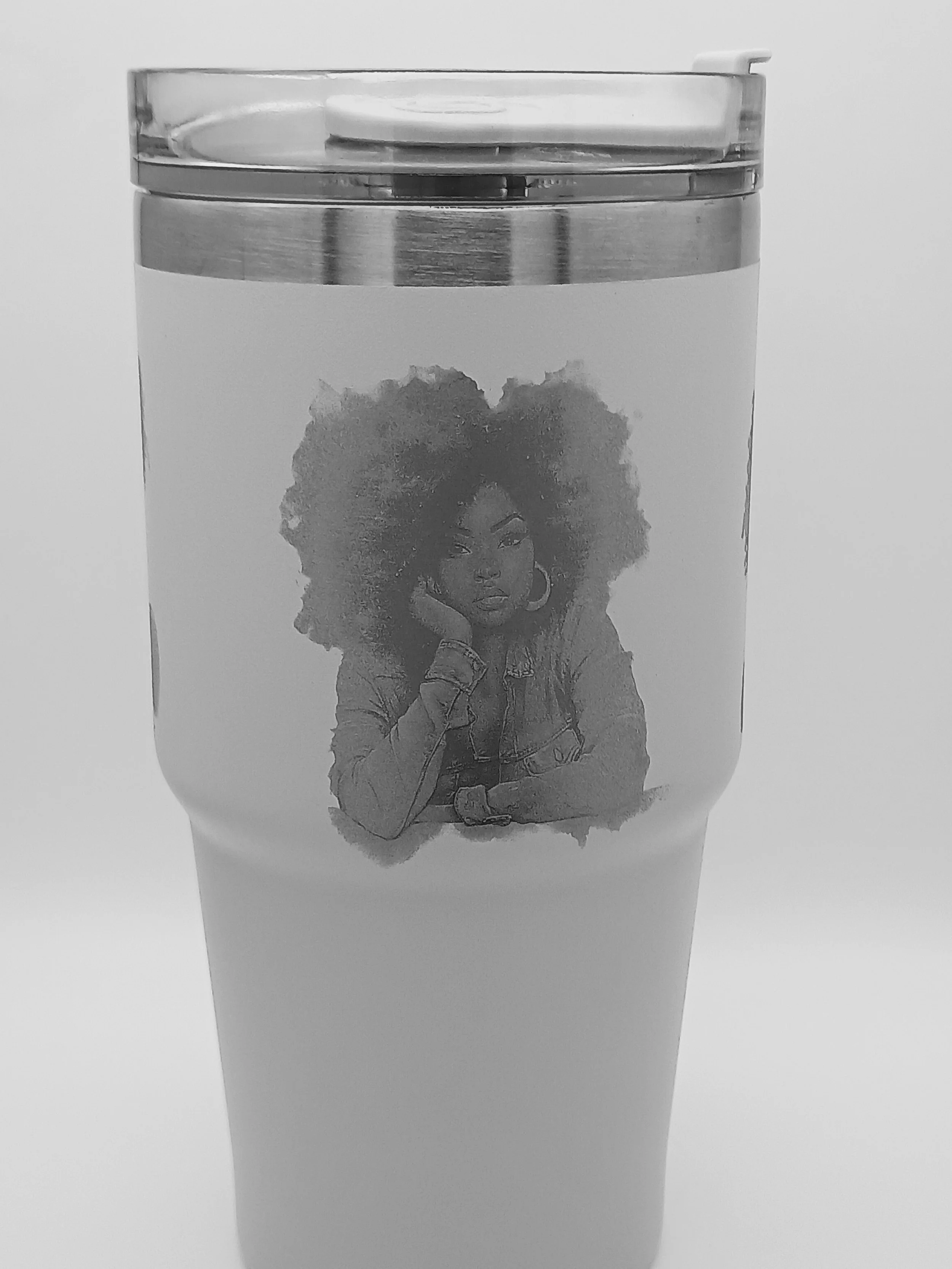 Tumbler 20 Ounce w/Handle, Metal Straw and Brush