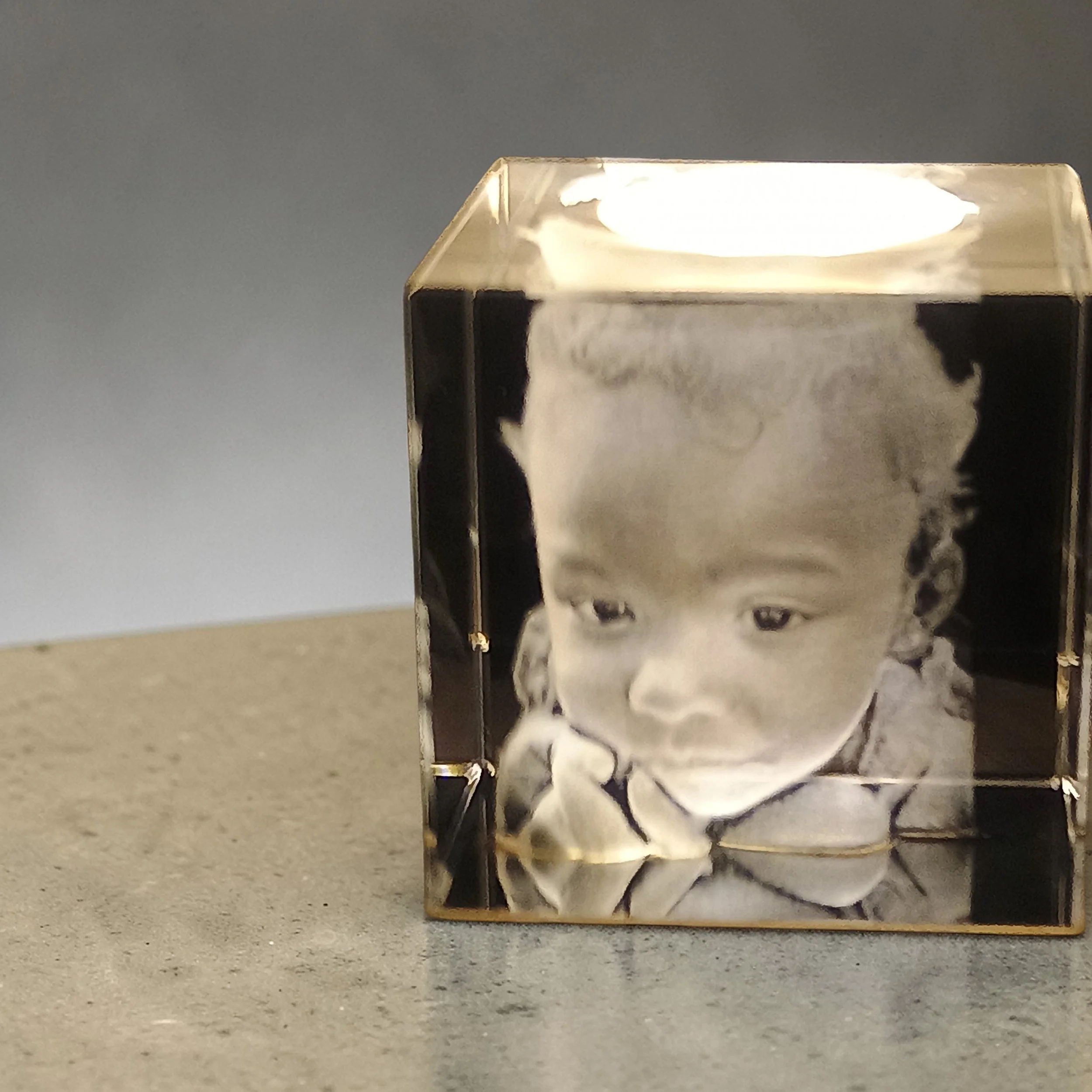 K9 Crystal Cube 3D Photo and Engraving 2