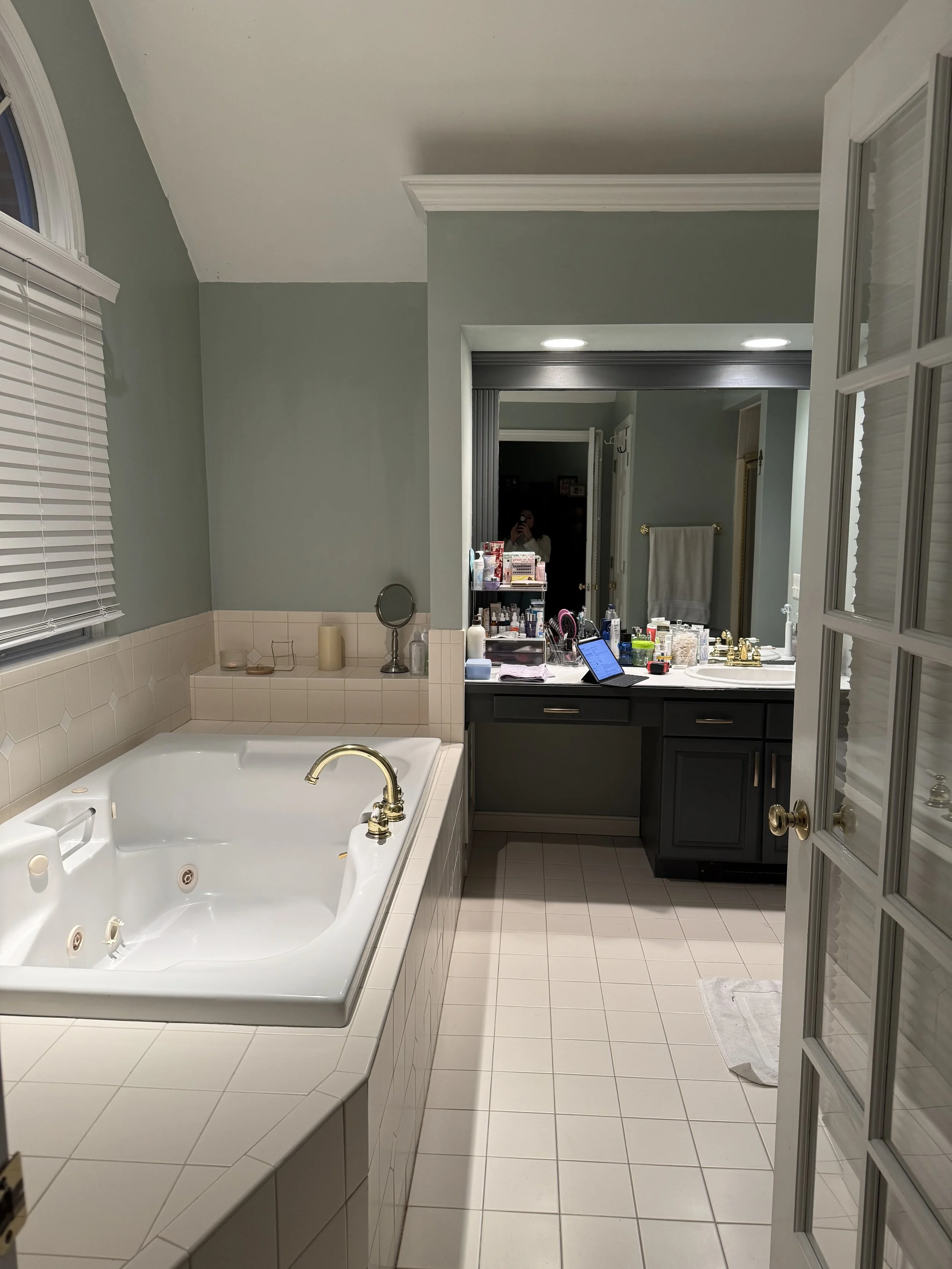 Primary Bath renovation north providence-ri 1.jpeg