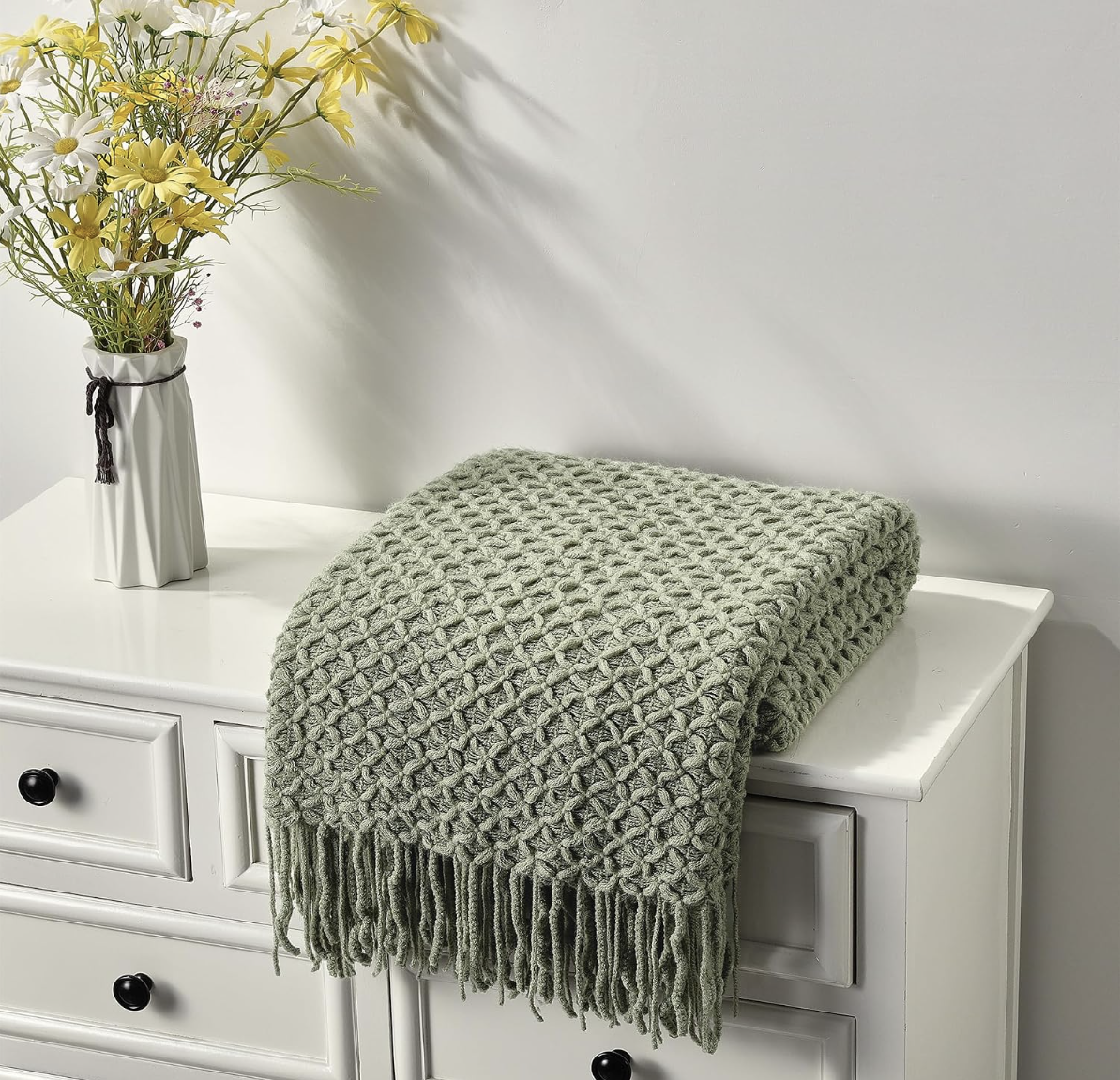 CREVENT Farmhouse Boho Knitted Throw Blanket