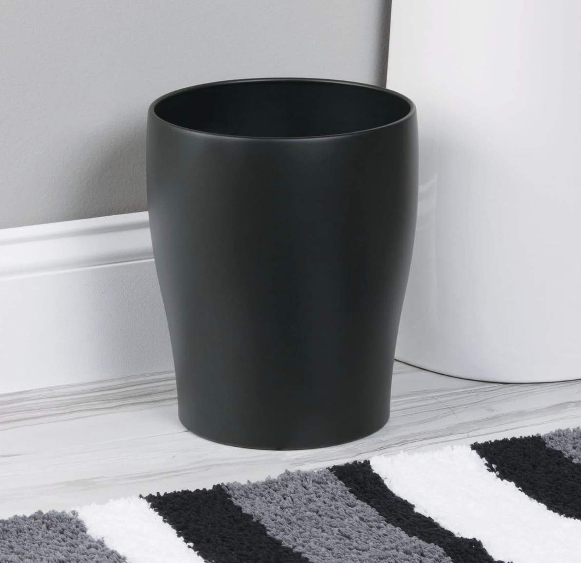 1.67 Gallon Trash Can