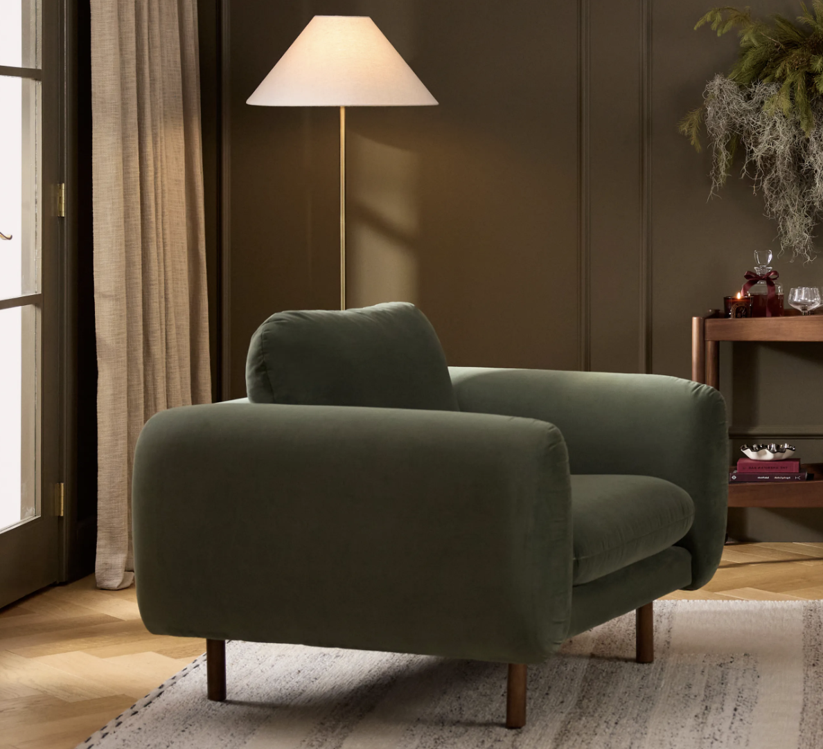 Sanders 37" Velvet Lounge Chair