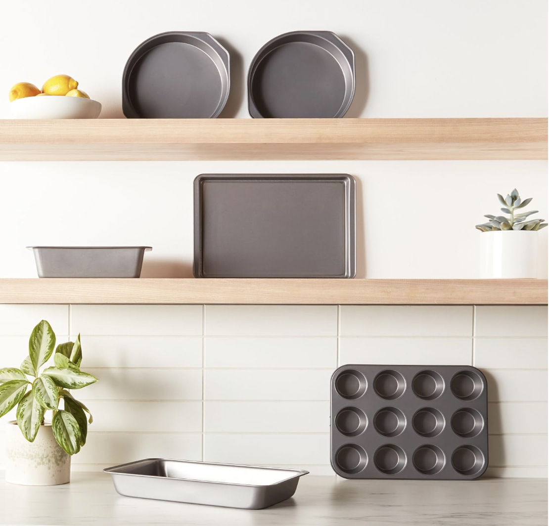 Amazon Basics 6 Piece Nonstick Carbon Steel Bakeware Set