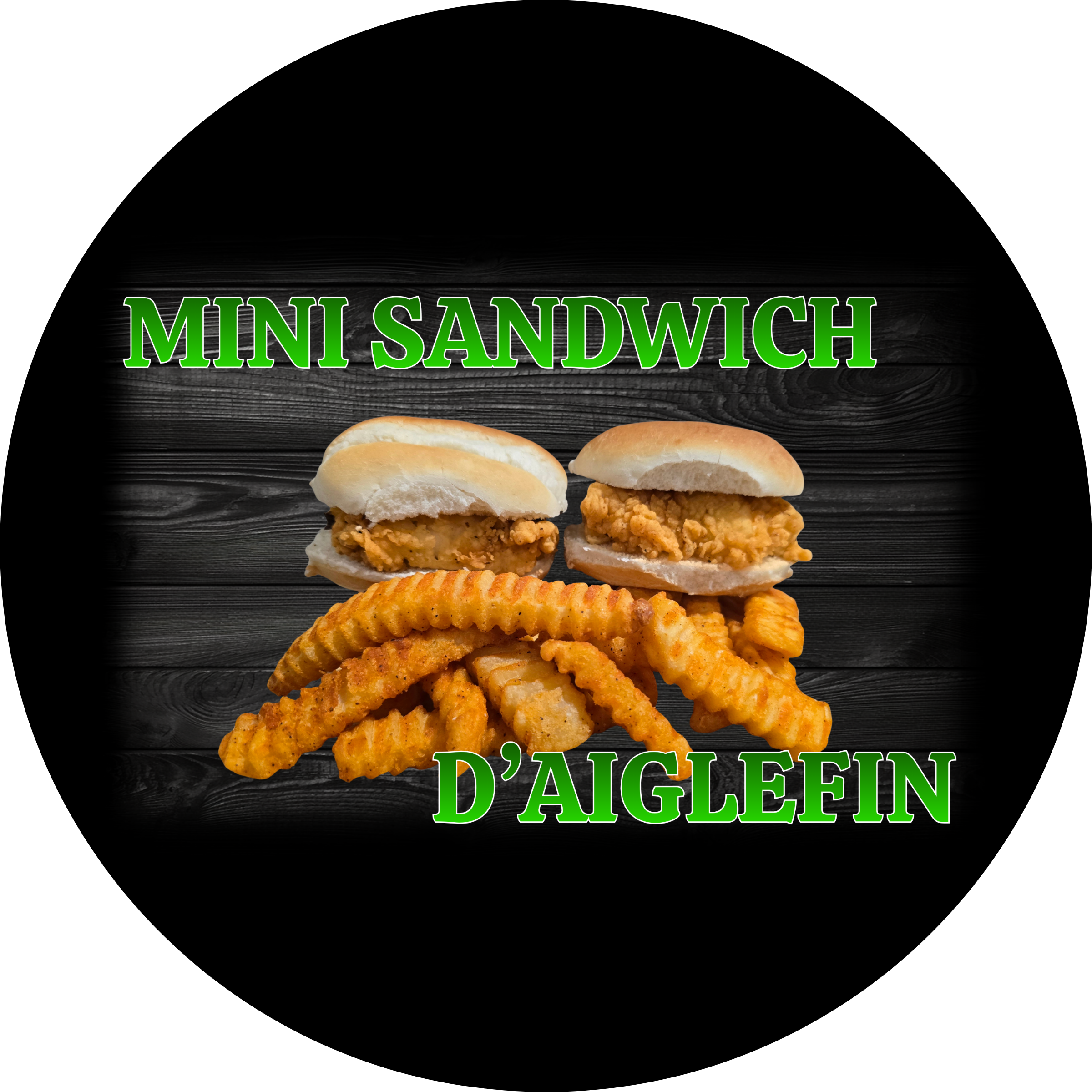 Deux mini sandwiches d'aiglefin frit 'MISTRAL', accompagnés de frites ondulées, sur un fond en bois foncé avec texte vert "MINI SANDWICH D'AIGLEFIN".