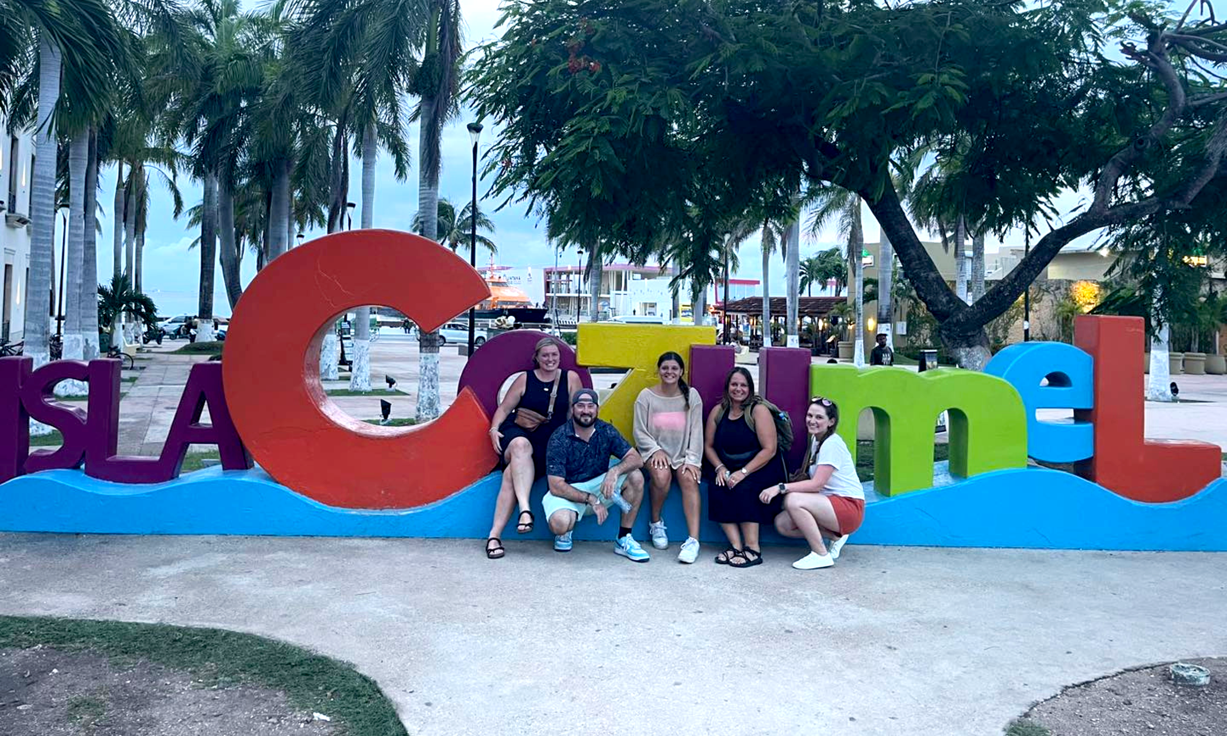 Group of travelers enjoying a hosted trip in Cozumel planned by a Northwest Indiana travel agent.