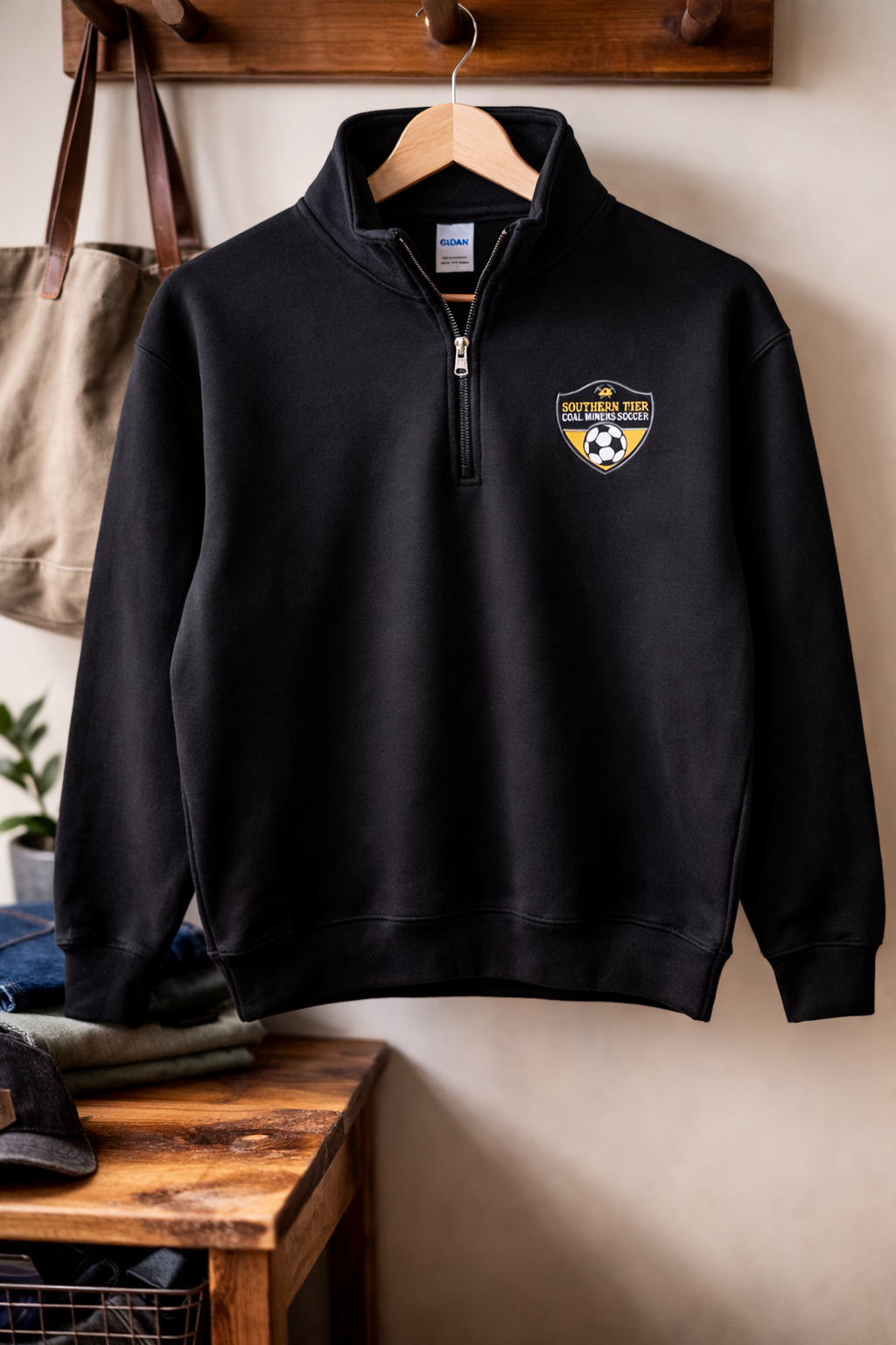 STCM Crest black Quarter-Zip Pullover Gildan