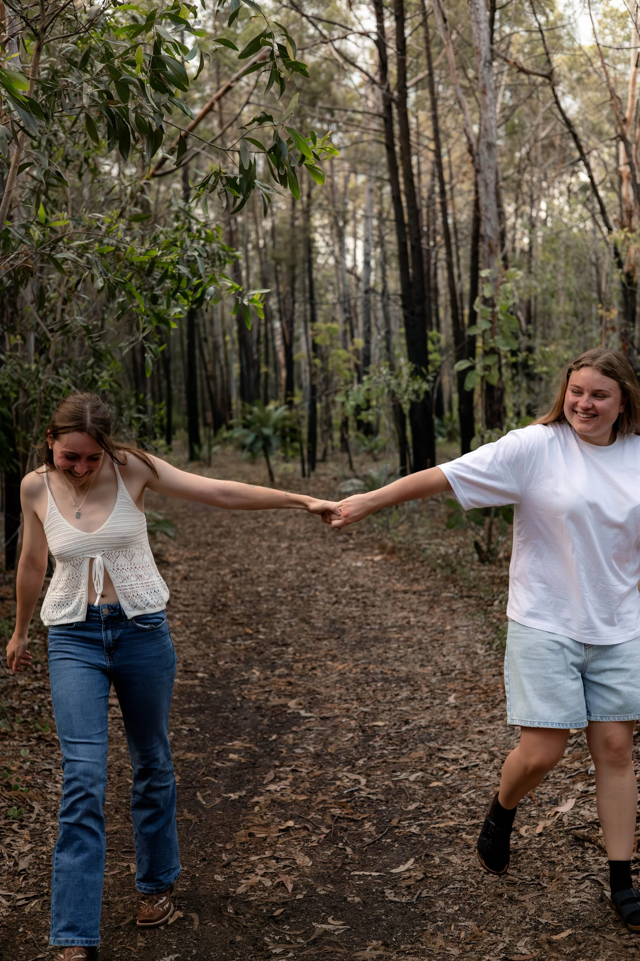 Chloe & Meg - Christmas In The Pines 2025-63.JPG