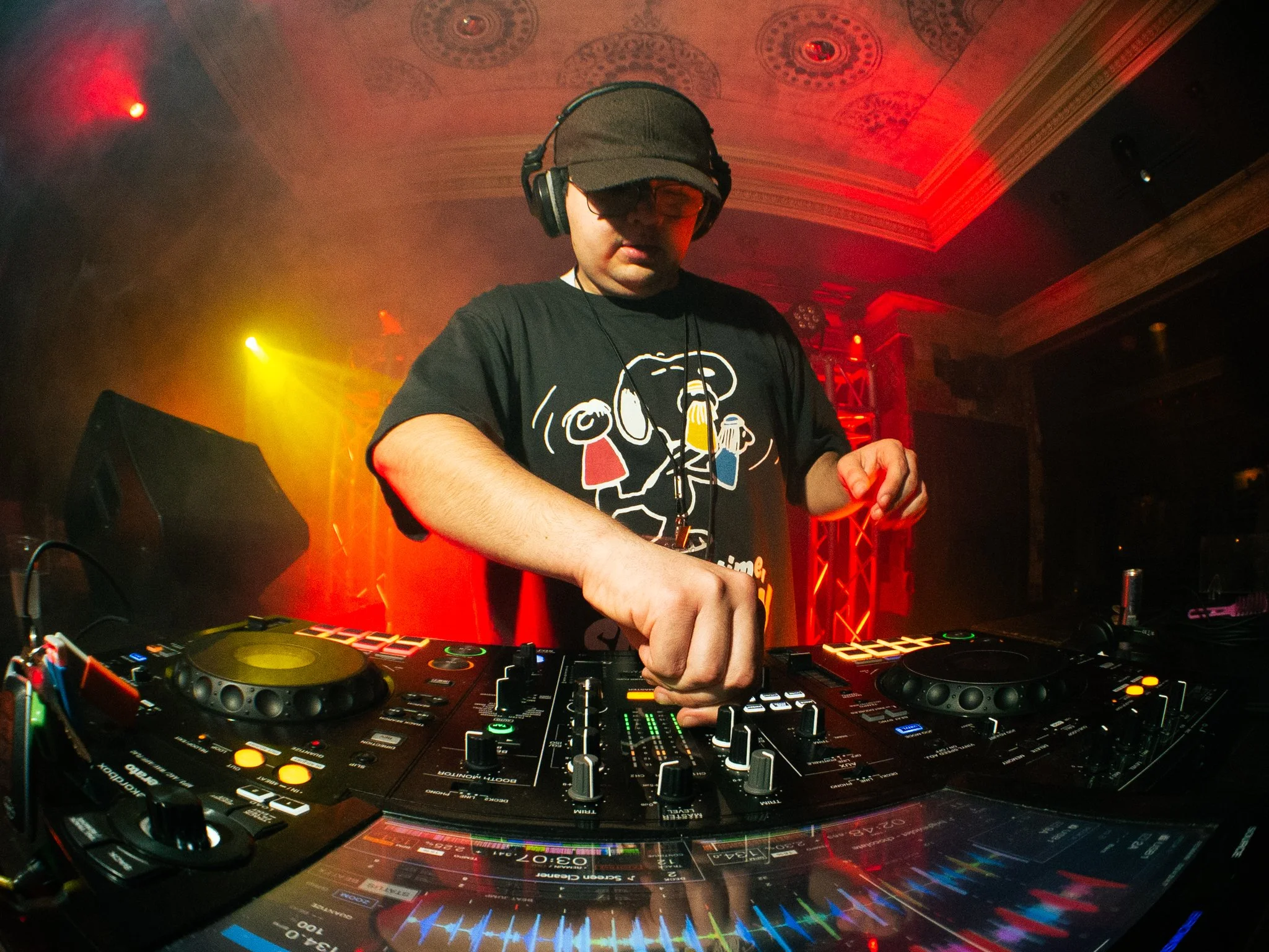 AudioPatchworks_FoundationRoom_Noah (37) - Copy.jpg