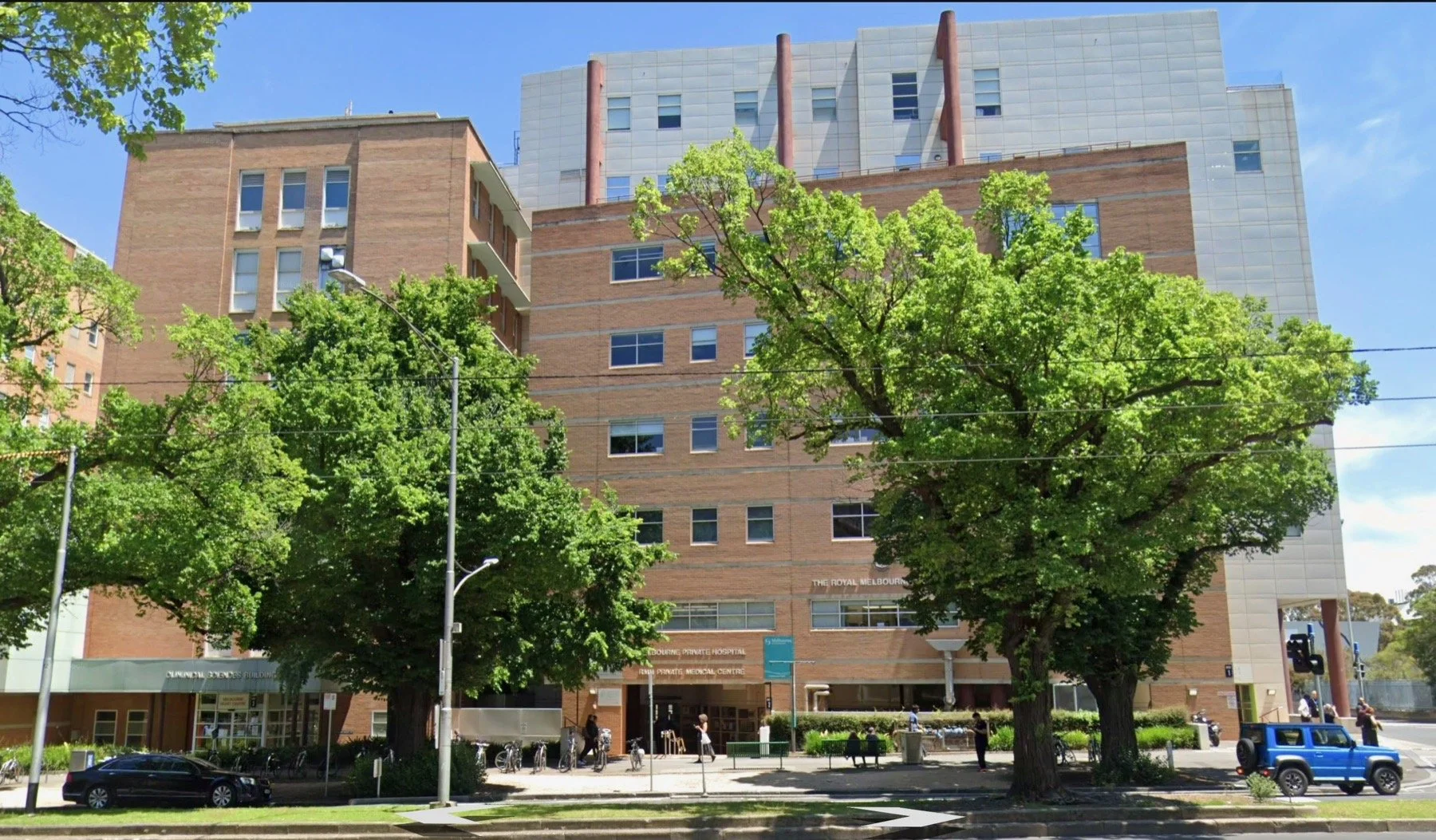 Street view of Melbourne Private Hospital entrance for access to Aeris