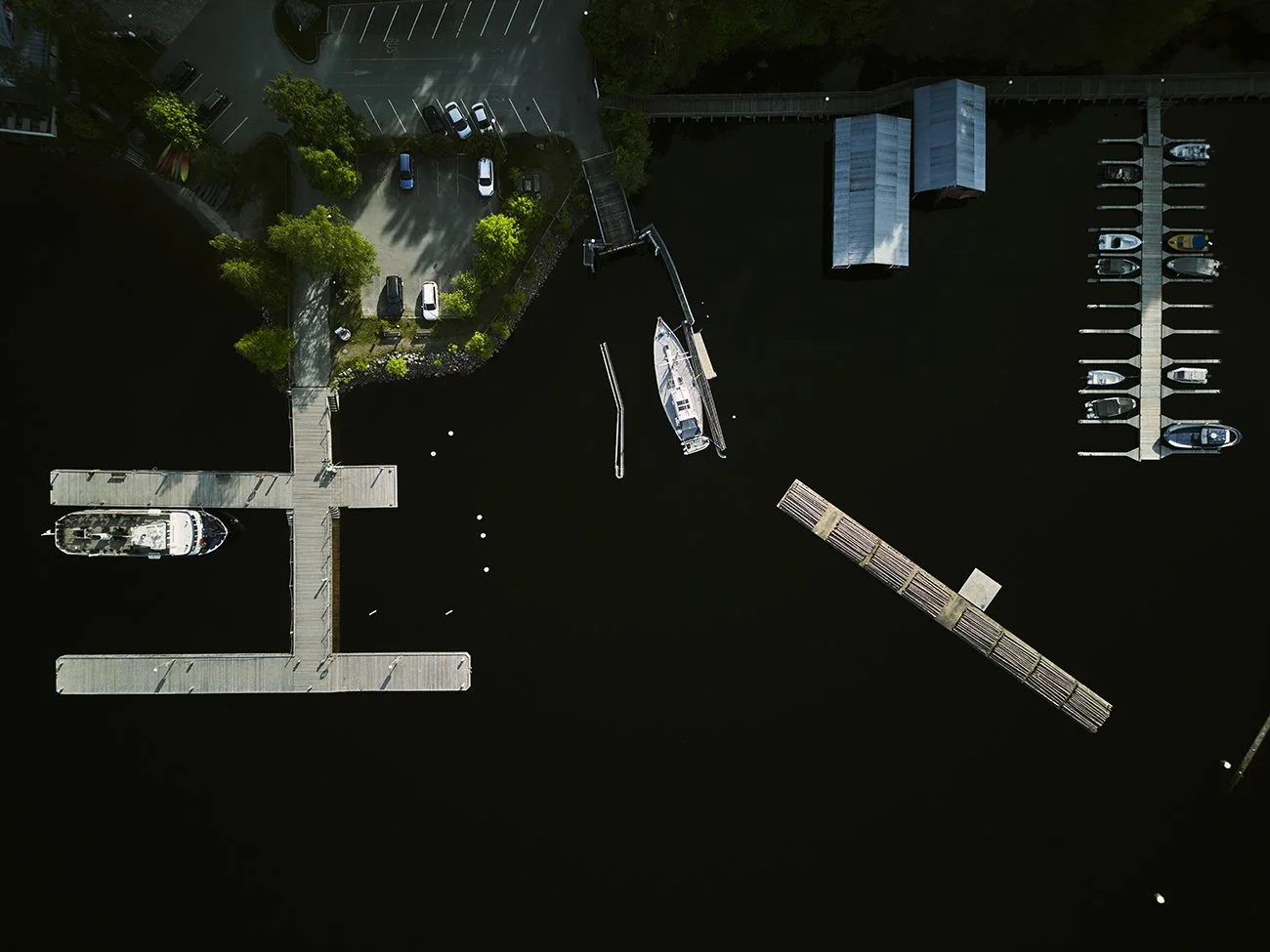 Valokuva Kolin satamasta.  Ilmakuvia Suomesta.