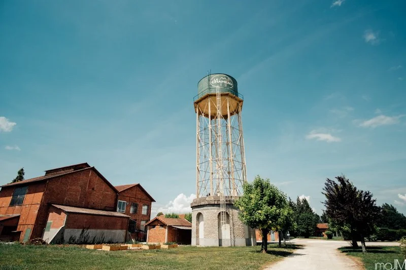 Simone à Châteauvillain : culture, créativité et saveurs locales.