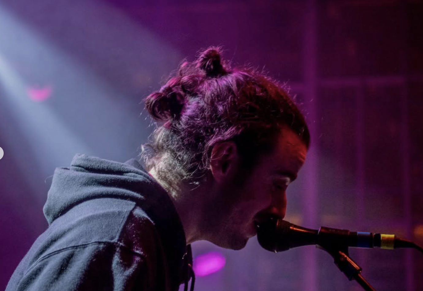 Rockdafuqout Premieres 'Belly Kiss': "The First Song in Weeks That Has Moved Me"