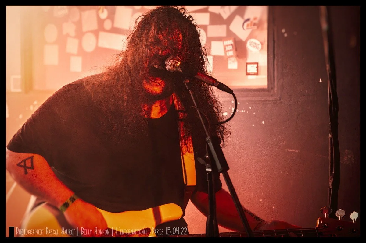 Jangle Pop Hub Returns to Billy Bonbon: "Beautifully Haunting"