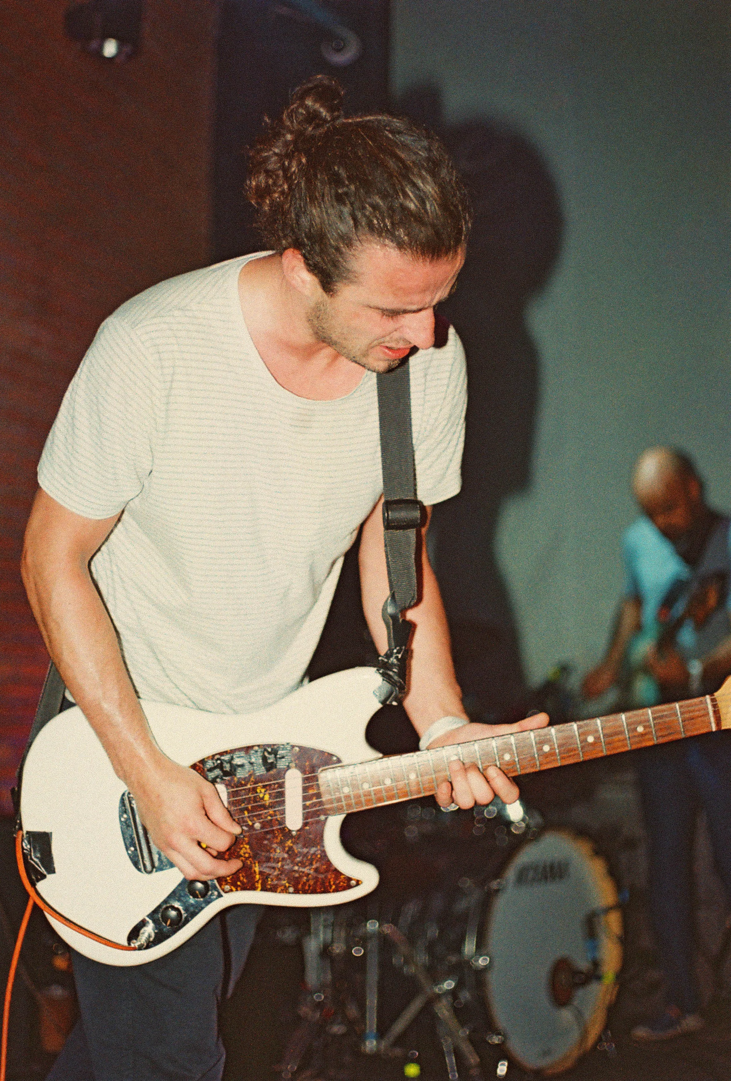 Freim TV Features Billy Bonbon in Alternative Anthems from Europe