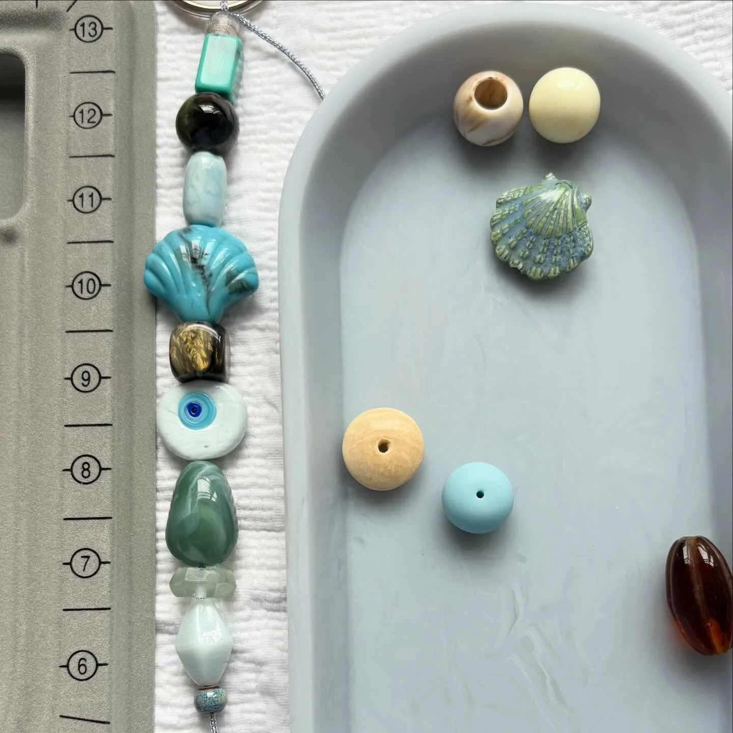 New Bag Charm Workshop dates!! Early bird prices this week, get in early and save some $$$ Link in bio 🩵
&bull;
&bull;
&bull;
&bull;
&bull;
&bull;

#summer #vacationclub #workshop #accessories #bagcharm