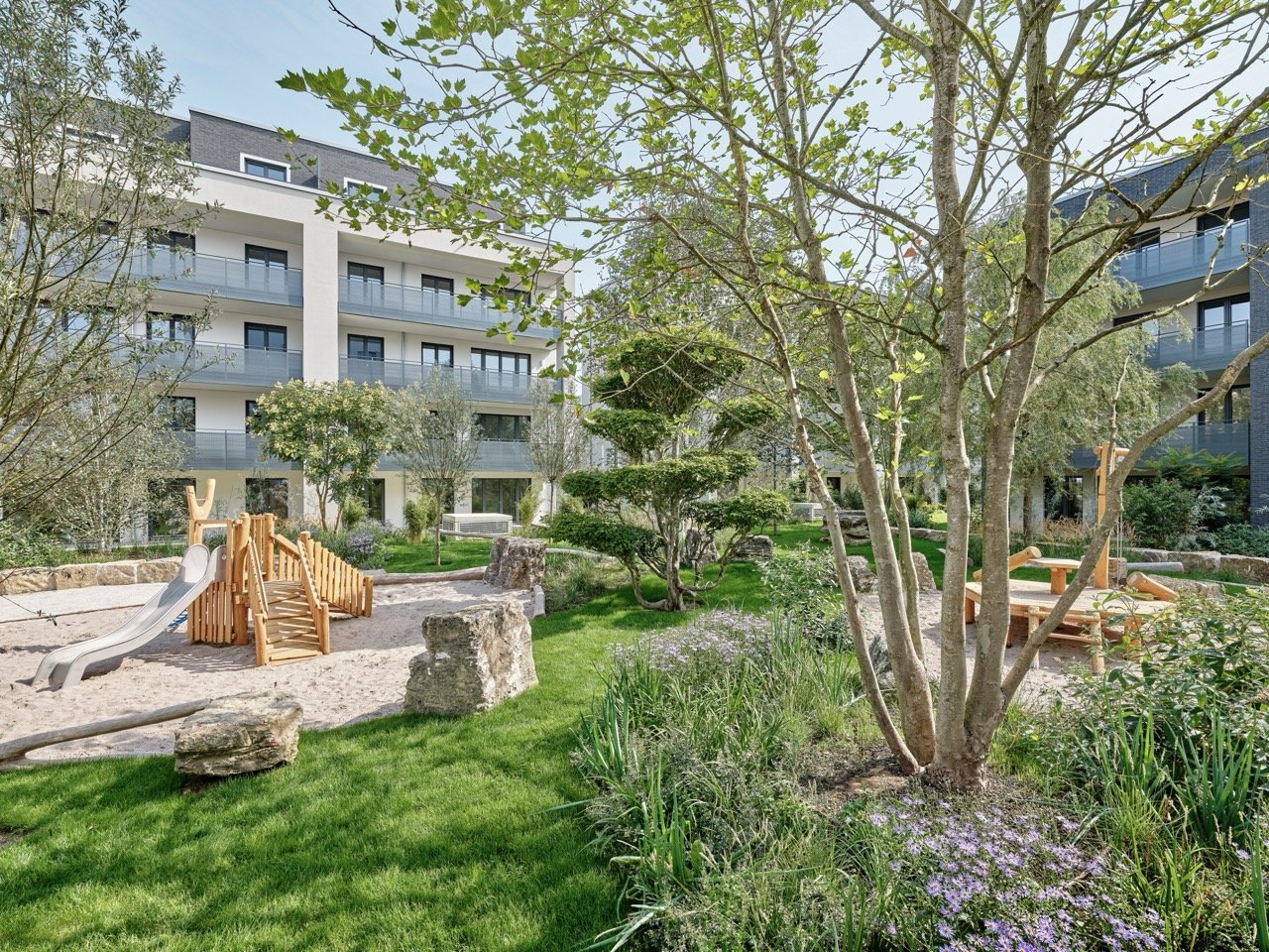 Groß (WOHNQUARTIER-BRÜHL_DSF2091).jpeg