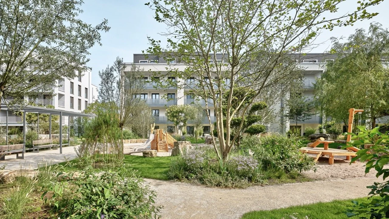 Groß (WOHNQUARTIER-BRÜHL_DSF2065).jpeg