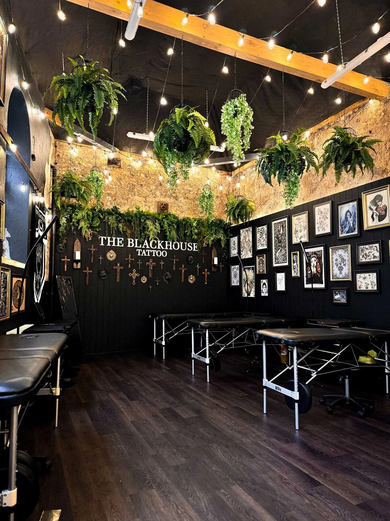 blackhouse-tattoo-interior-shot.jpg