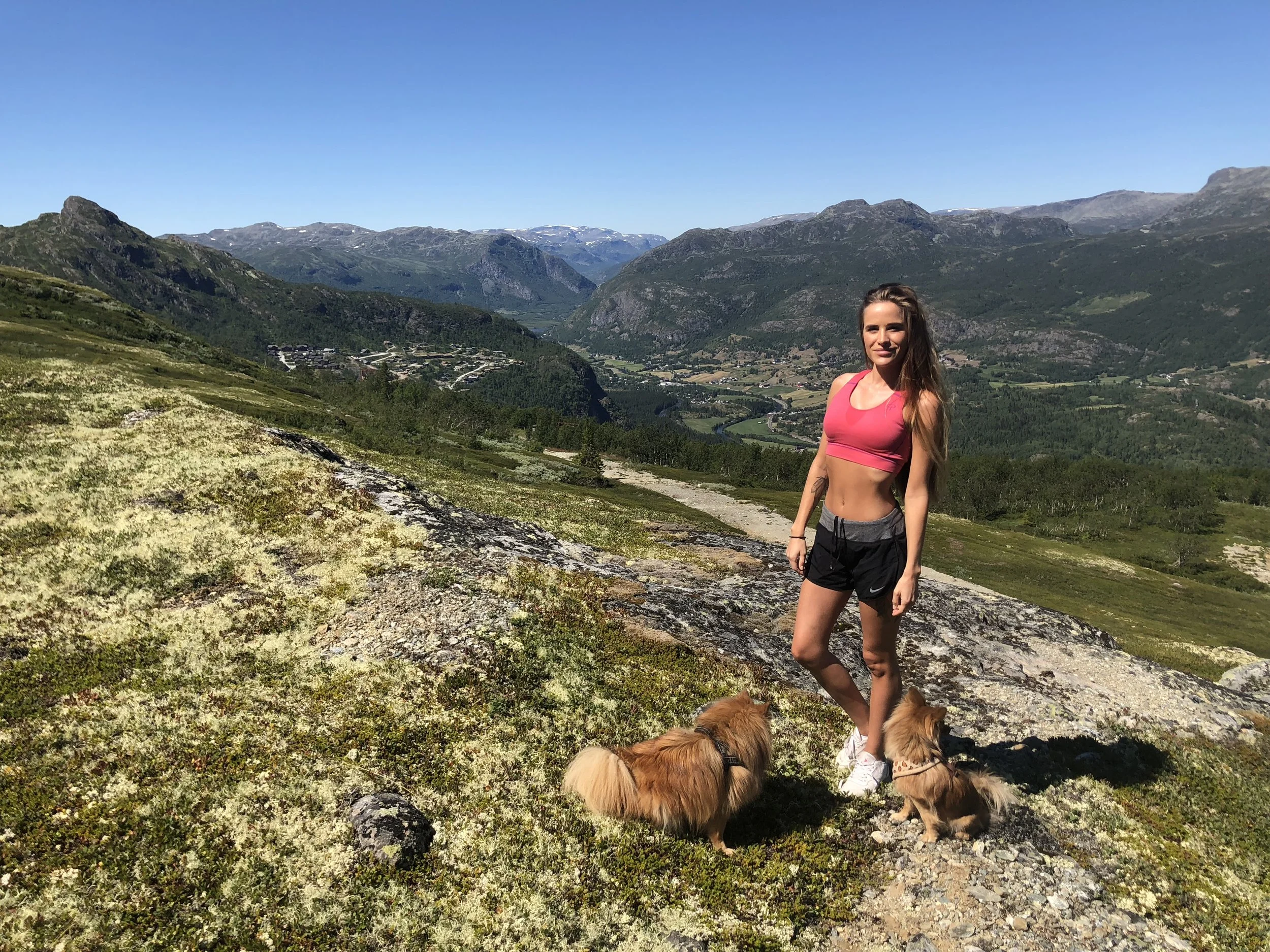 What to Pack for Norway in Summer: A Practical Guide for Changing Weather