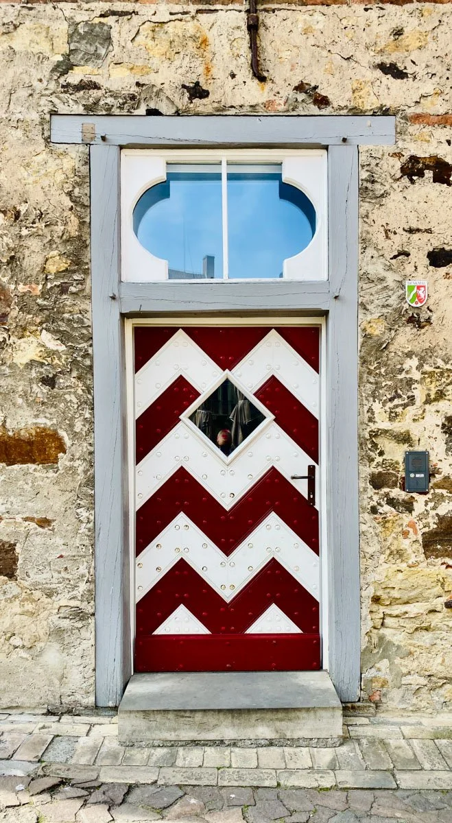 archives-togather-together-towards-future-elio-galen