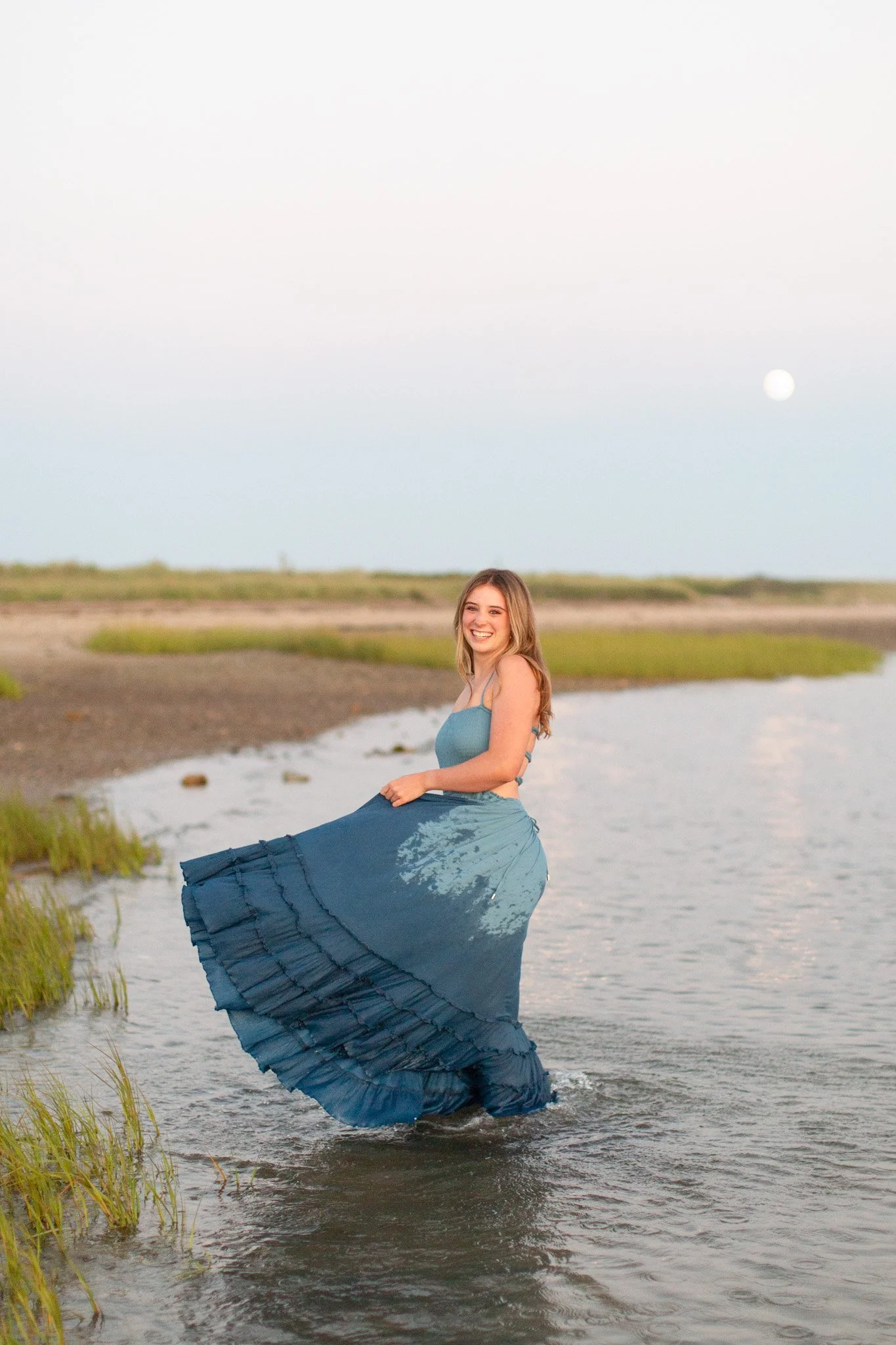 Mansfield MA senior photographer capturing a Class of 2026 senior portrait at Duxbury Beach at sunset