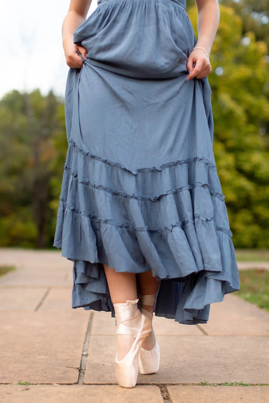 excited-senior-photo-session-walpole-ma-courtney-wager