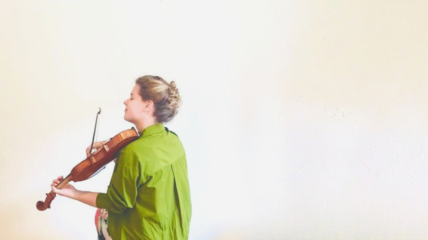 Holding The Violin With (Or Without) A Chin Rest