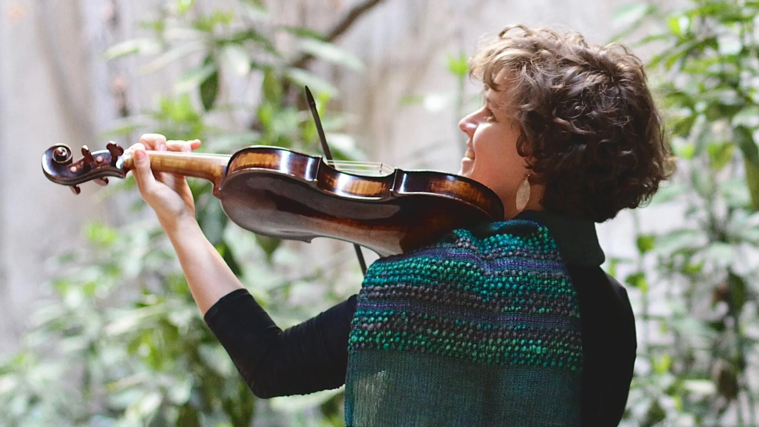 Adult violinist returning to the instrument with mindful, historically informed practice