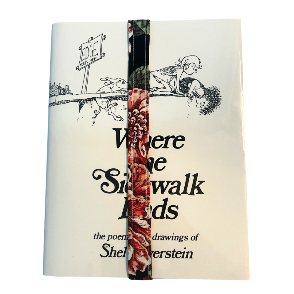 ZenWrap – Adjustable Fabric Bookmark - Dark Flowers