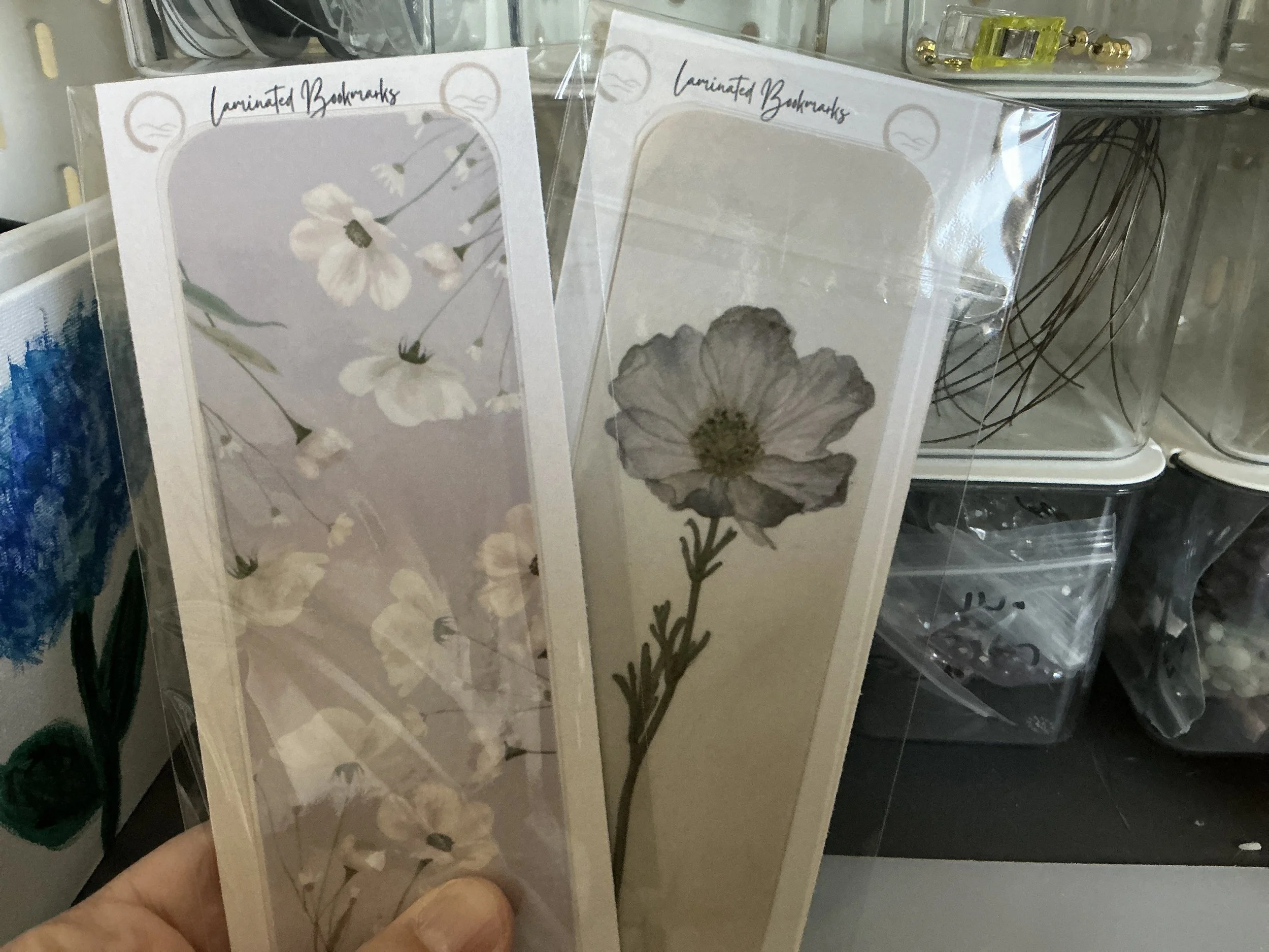 Laminated Bookmarks Set - Delicate Flowers/Single Flower
