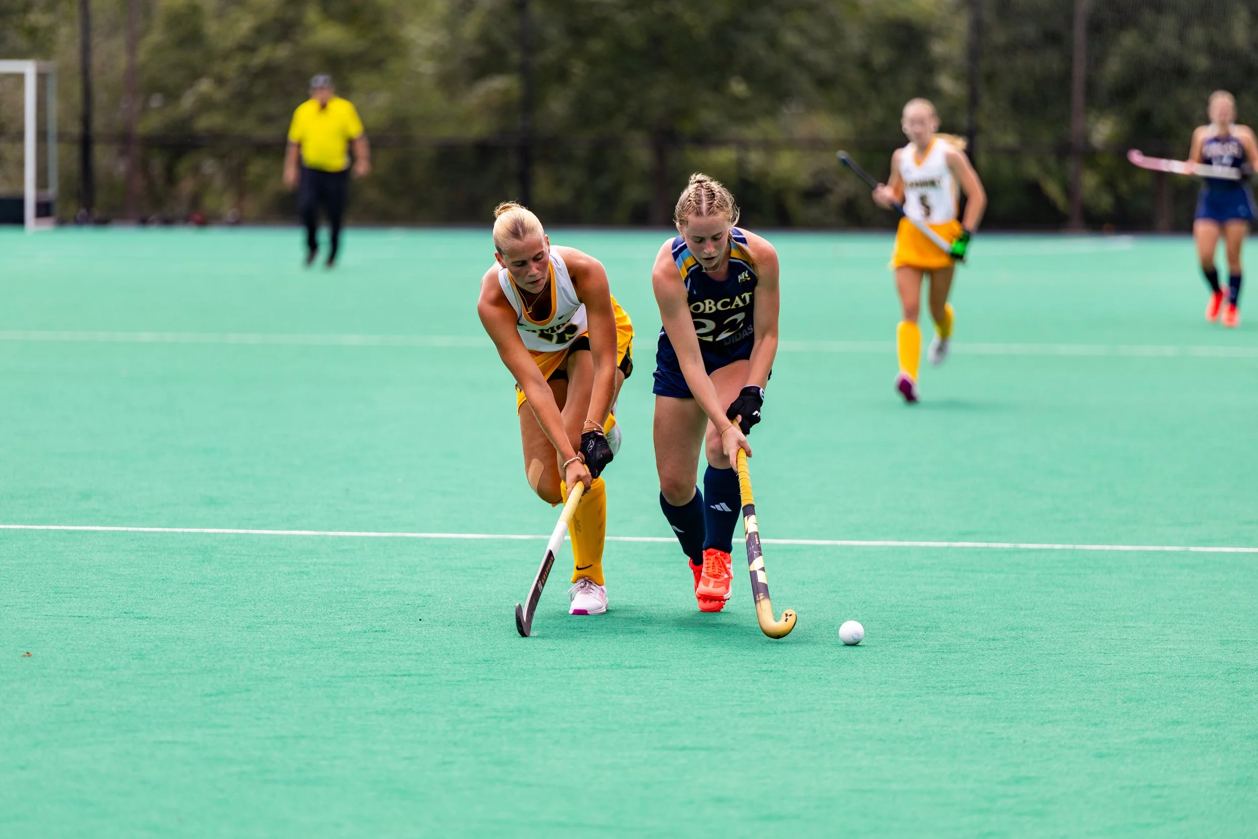 20260830-fieldhockey-vs-vermont-011.jpg