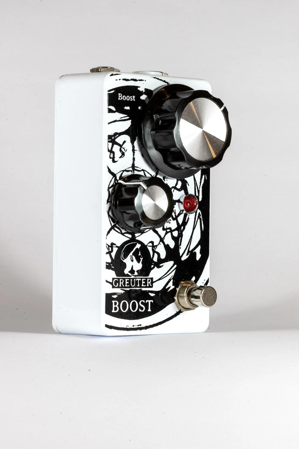 Boost-BlkonWhite2.jpg