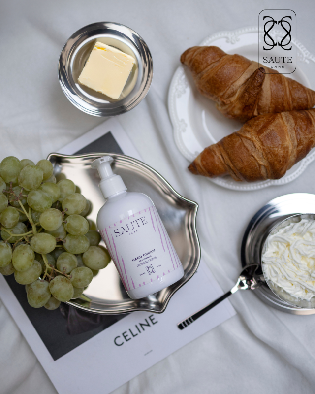 Good girls touch 2.webp