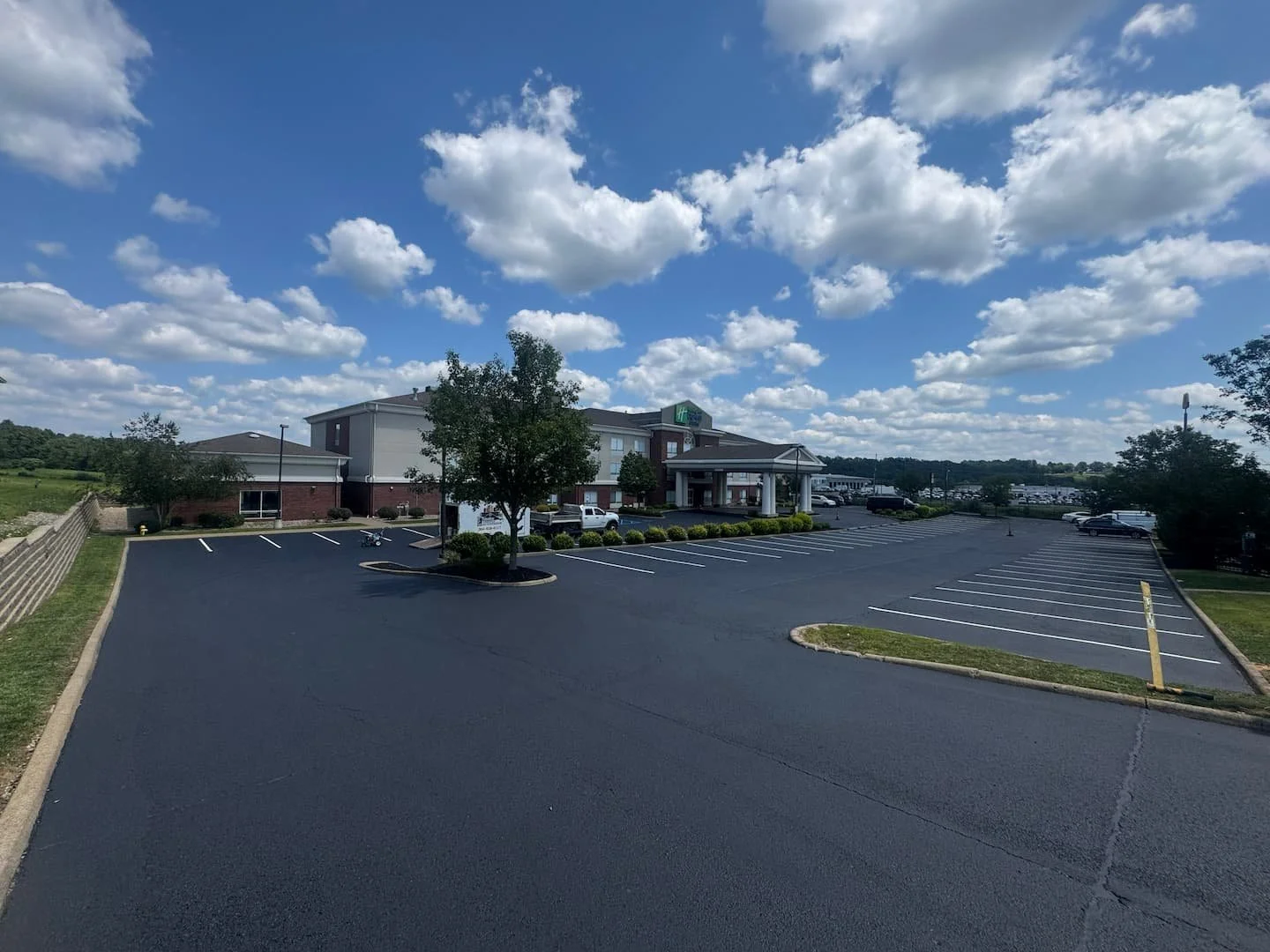 Commercial Asphalt Sealcoating in Parkersburg WV Protect and Extend Your Pavement