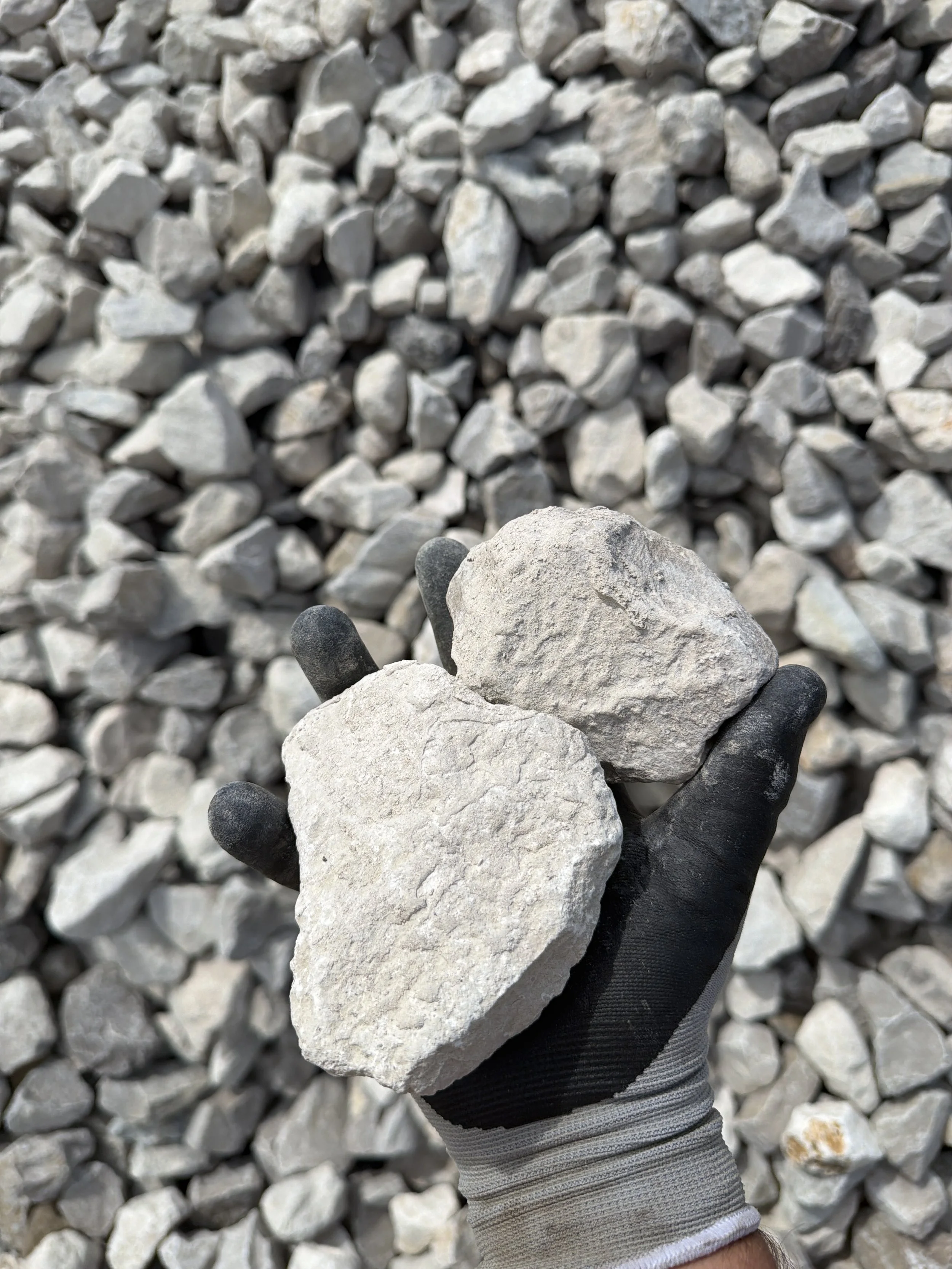 #1 limestone available for delivery in Parkersburg WV for drainage projects, septic systems, erosion control, and construction uses.