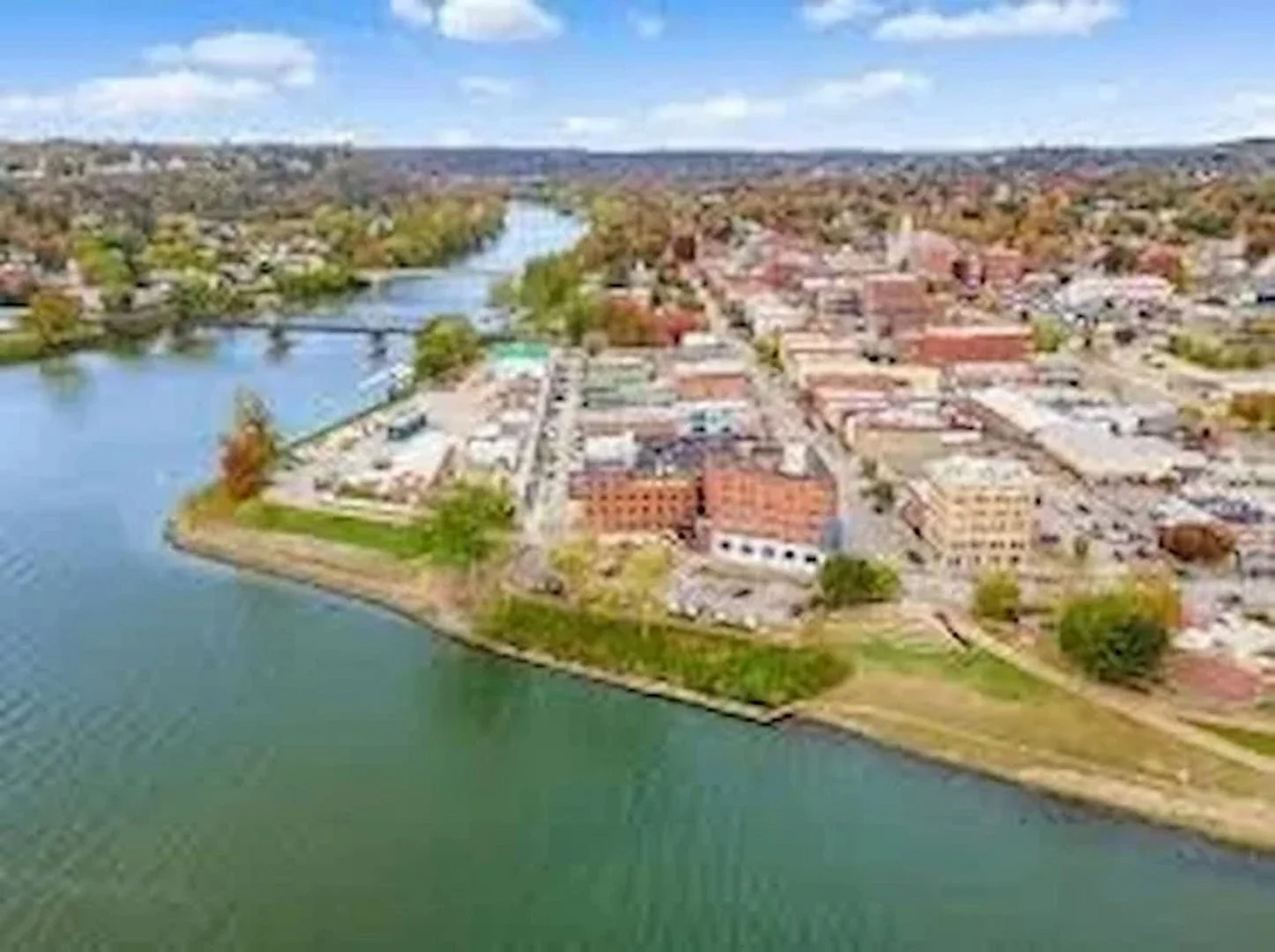 Asphalt sealcoating and parking lot striping services in Marietta OH by Elite Pavement Maintenance.